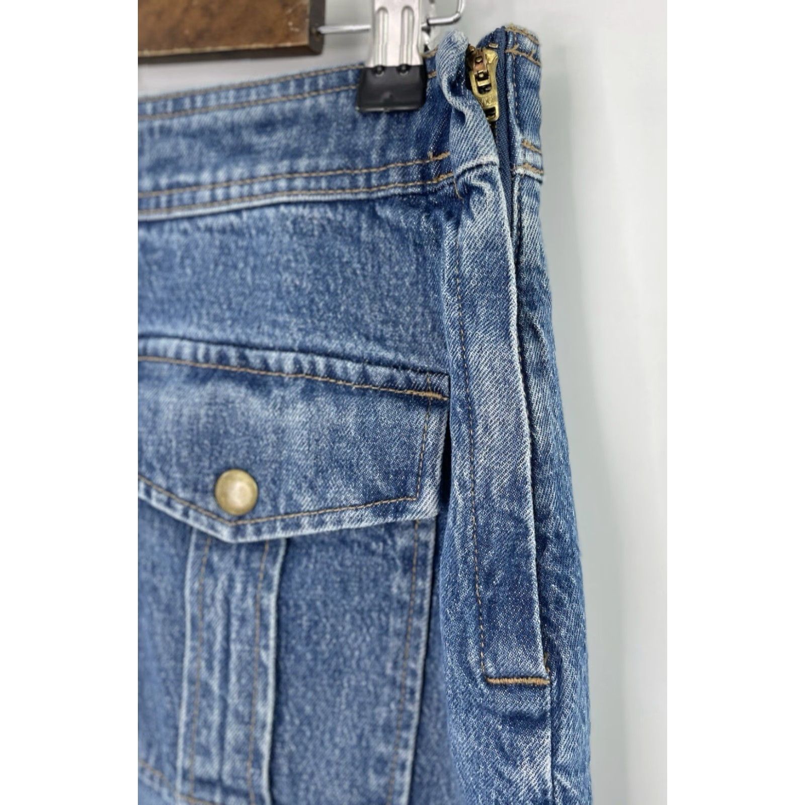 J.Crew VINTAGE J.Crew Skirt Cargo Front Pockets Denim Blue 30 Y2K Vibes 90s Bohemian Women Knee Length Pencil Rise High Style Straight & Pencil Size 30" / US 8 / IT 44 - 4 Thumbnail