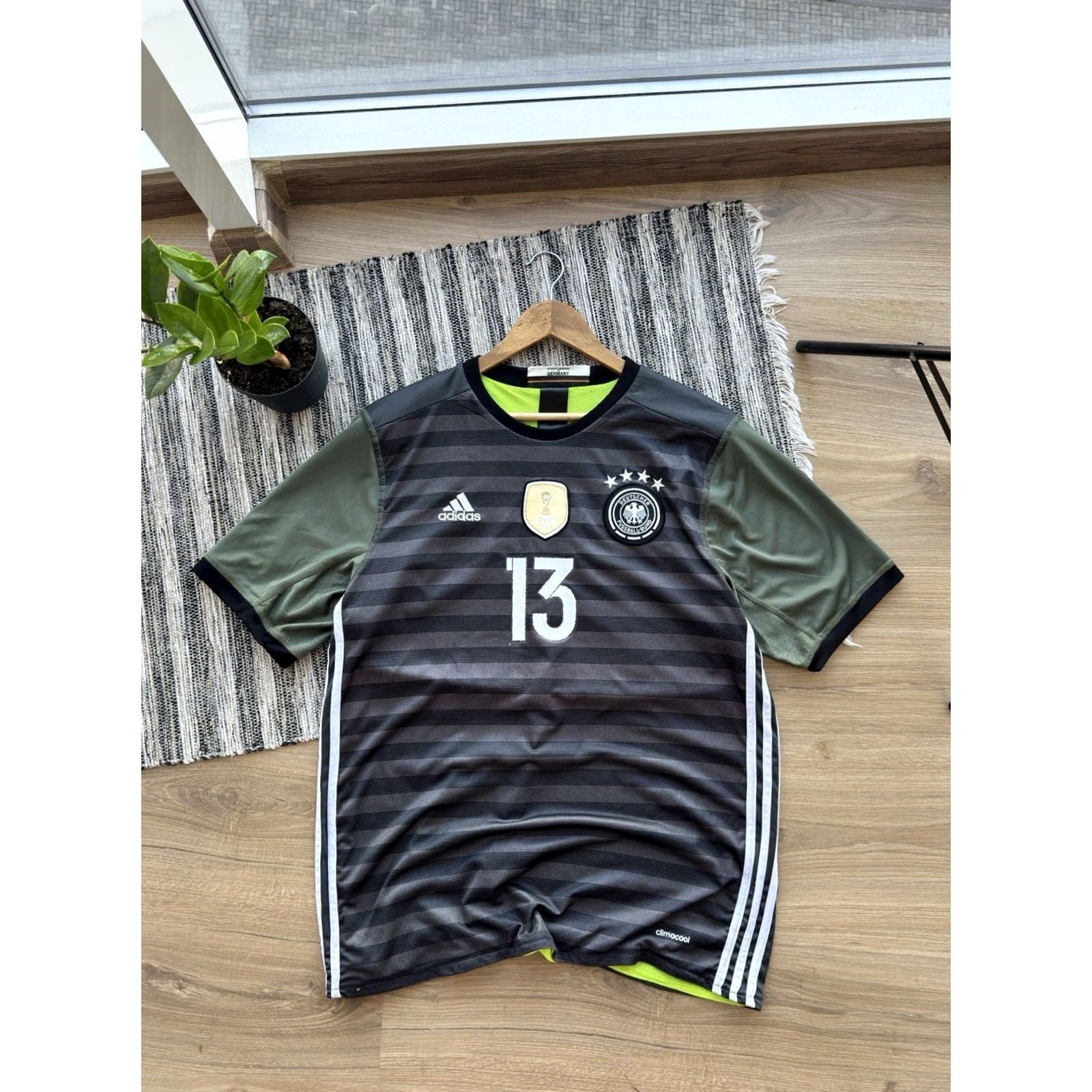 Adidas ADIDAS Germany 2016/17 EURO Away Football Shirt Jersey Thomas Müller L Mens Green Jersey 90s Retro FIFA Fans Size US L / EU 52-54 / 3 - 2 Thumbnail