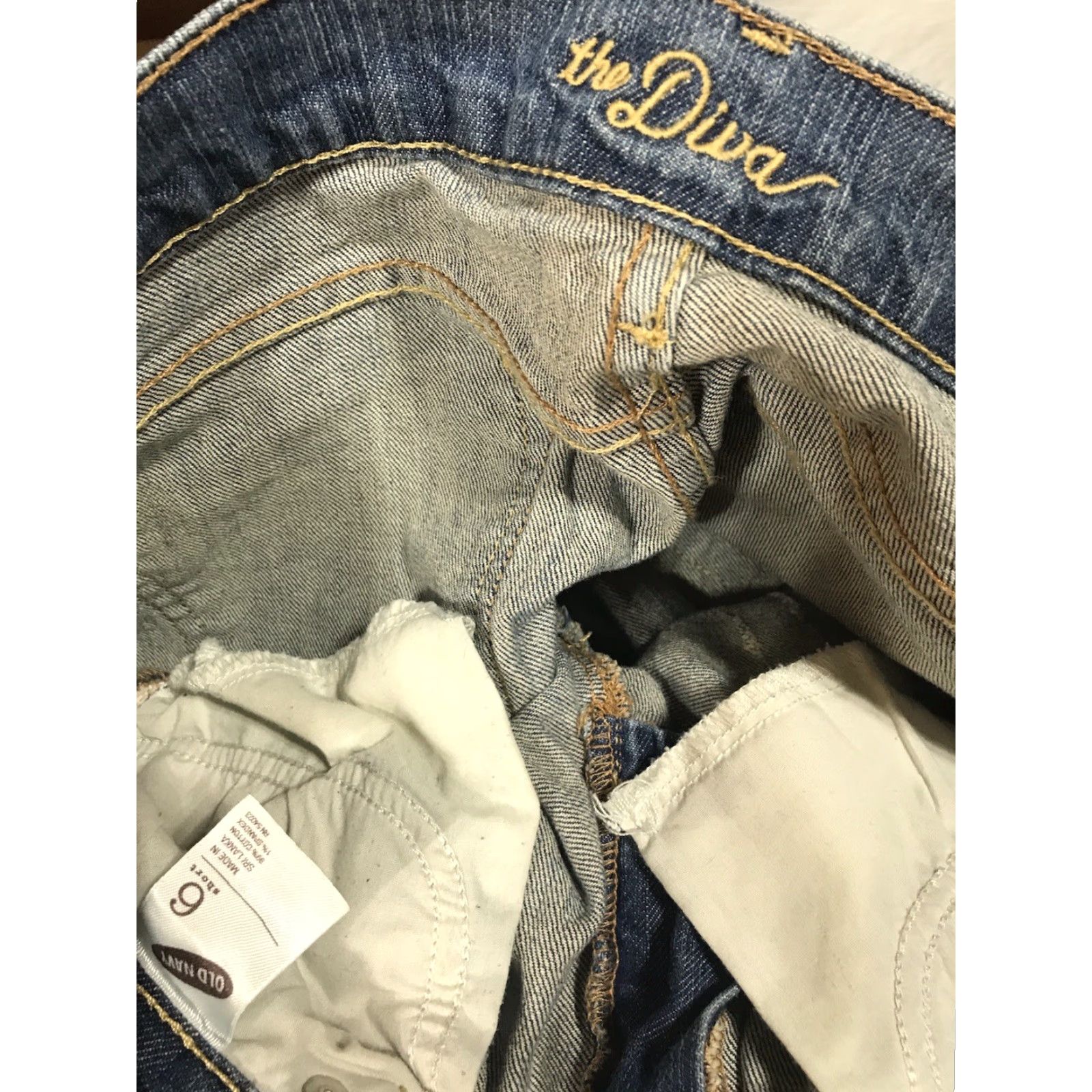 Old Navy OLD NAVY The Diva Jeans Light Wash Straight Fit Womens Size 6 Blue Size 28" / US 6 / IT 42 - 3 Thumbnail
