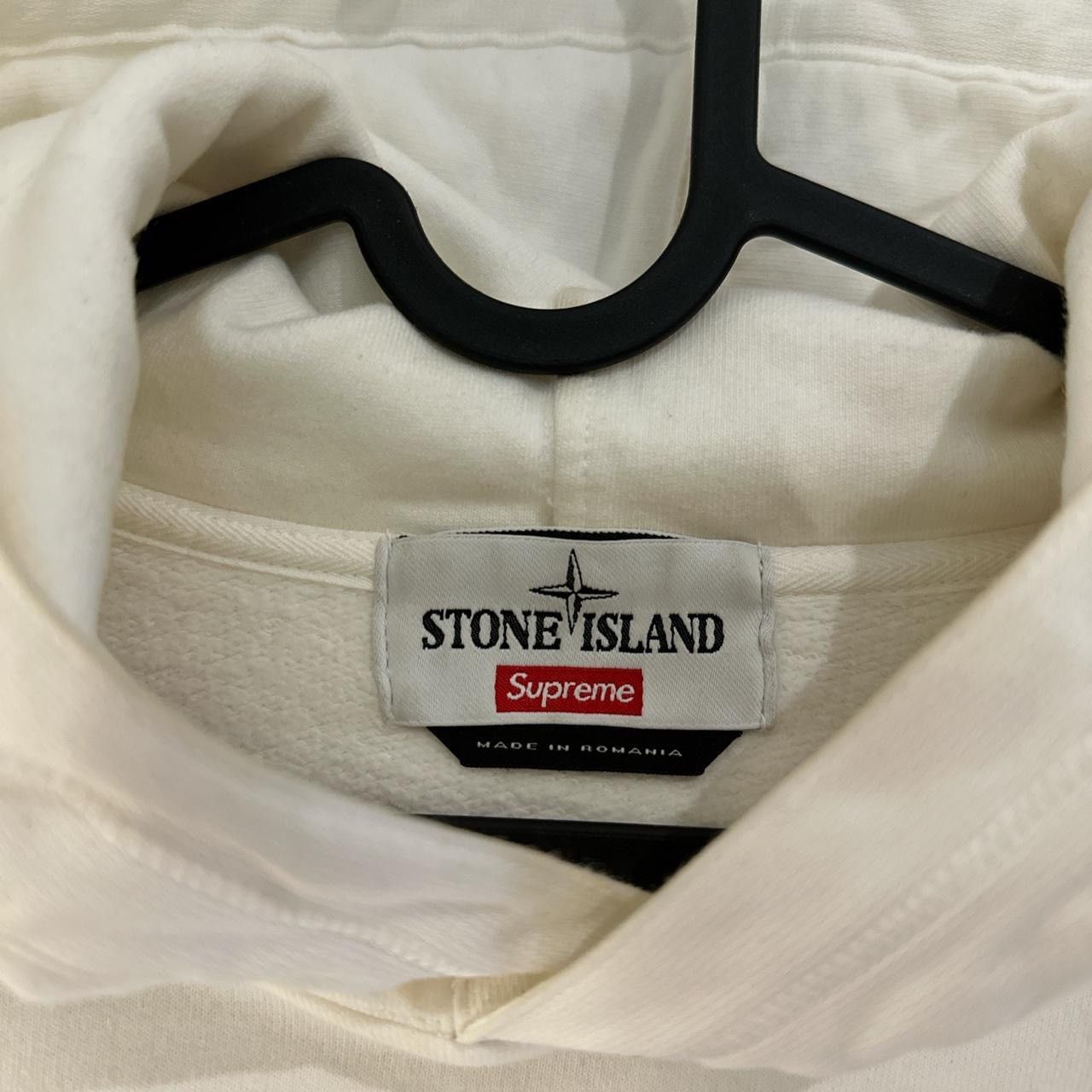 Stone Island × Supreme Supreme X Stone Island Hoodie In White (FW17) Size US M / EU 48-50 / 2 - 5 Thumbnail