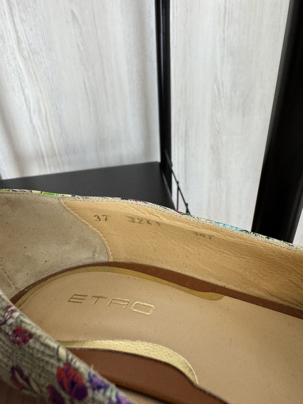 Etro ETRO made in Italy flower floral pattern multicolor heels Size US 7 / IT 37 - 6 Thumbnail