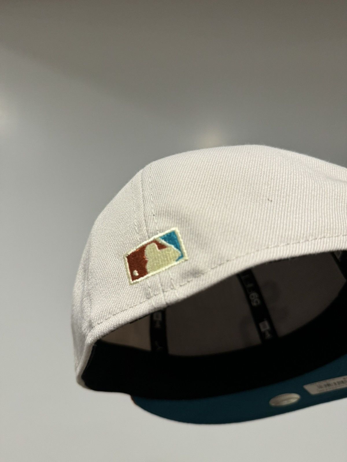 Hat Club × MLB × New Era Hatclub Exclusive San Diego Padres Beer Pack 7 3/8 Size ONE SIZE - 3 Thumbnail