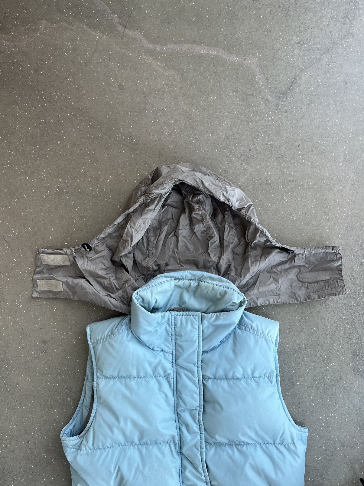 Prada Prada Blue Vest with extendible hood Size M / US 6-8 / IT 42-44 - 12 Thumbnail