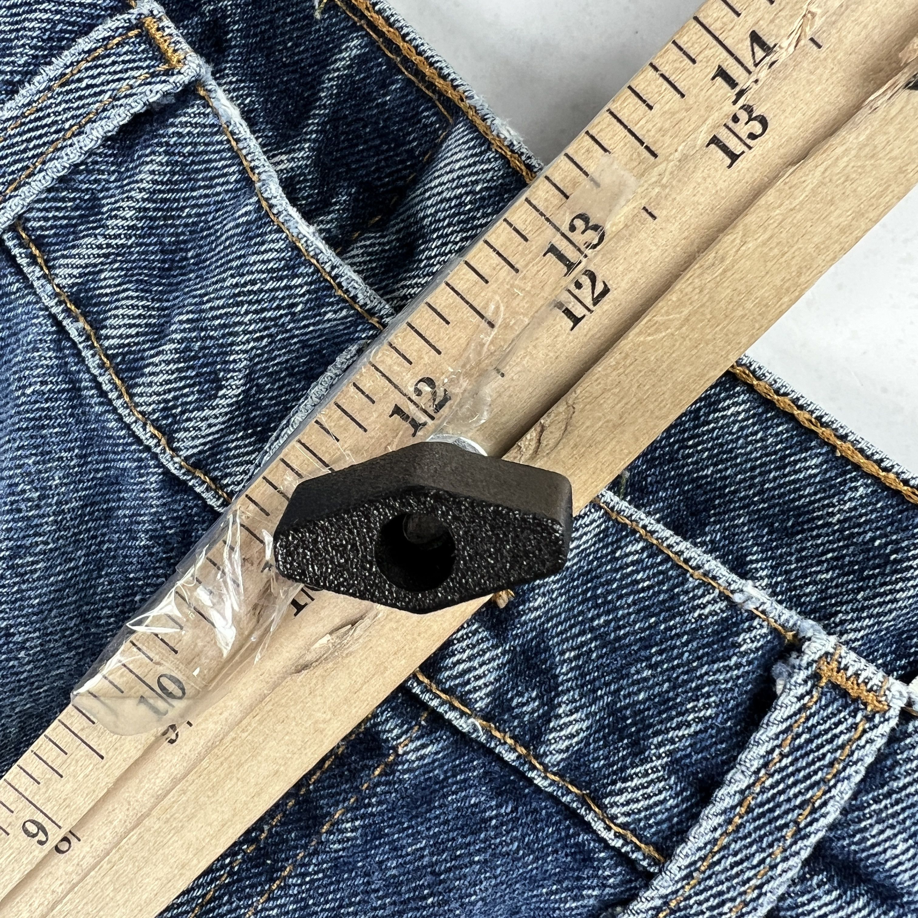 Levi's × Vintage VTG 90s Levi's Jeans 550 Relaxed Blue Faded Denim Orange Tab Size US 33 - 22 Thumbnail