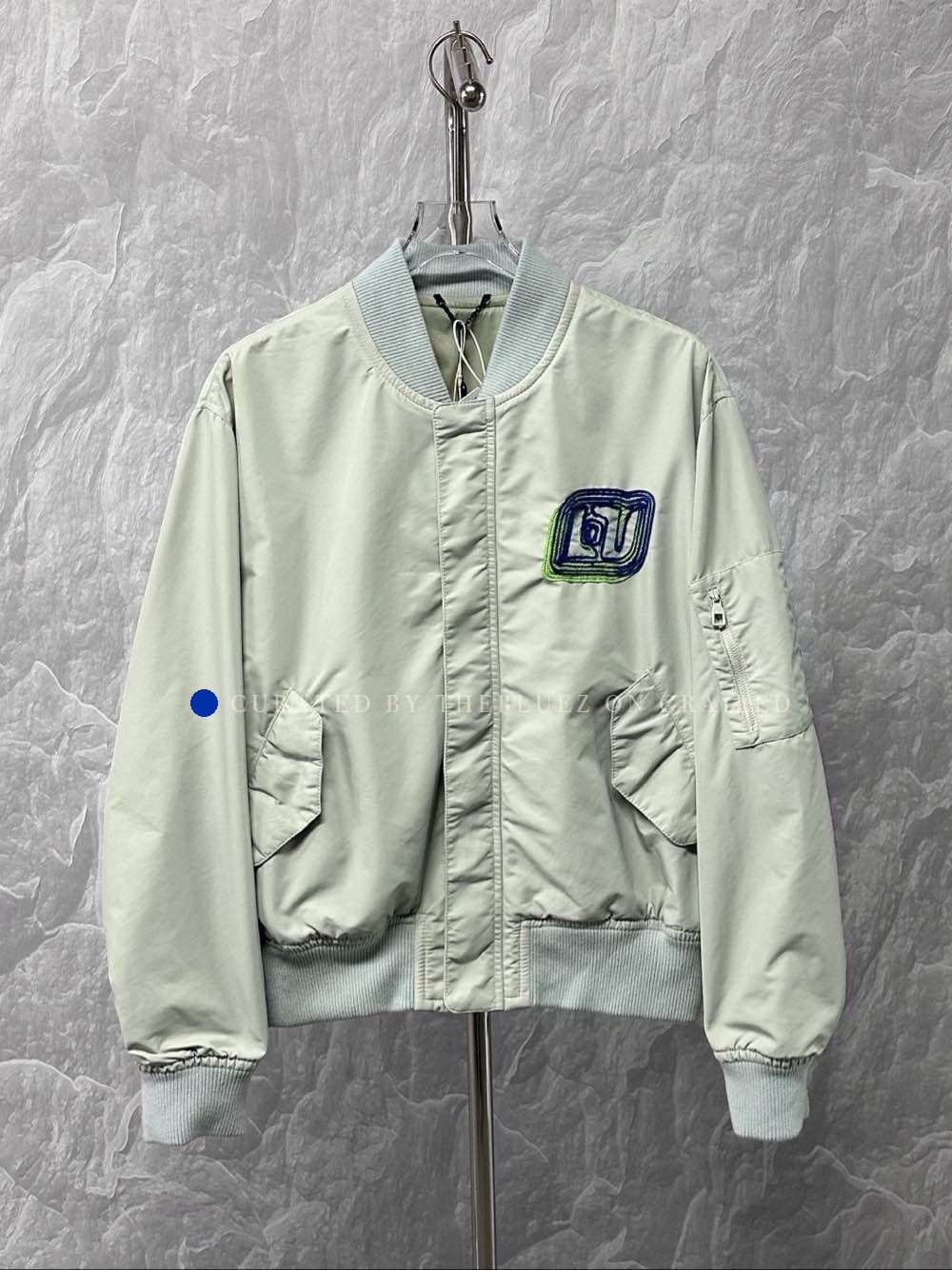 Louis Vuitton Logo Embroidered Bomber Jacket in Green Size US M / EU 48-50 / 2 - 1 Thumbnail
