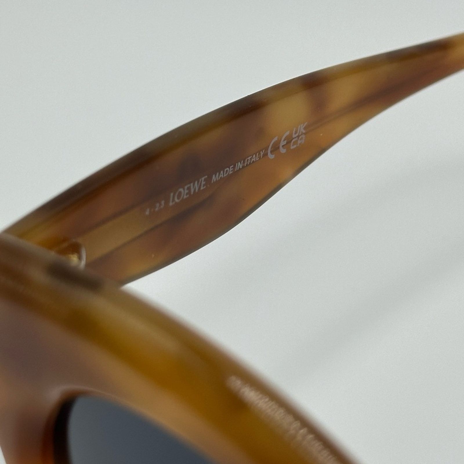 Loewe Loewe Curvy Sunglasses LW40126I 53V Havana Dark Blue Women Size ONE SIZE - 3 Thumbnail