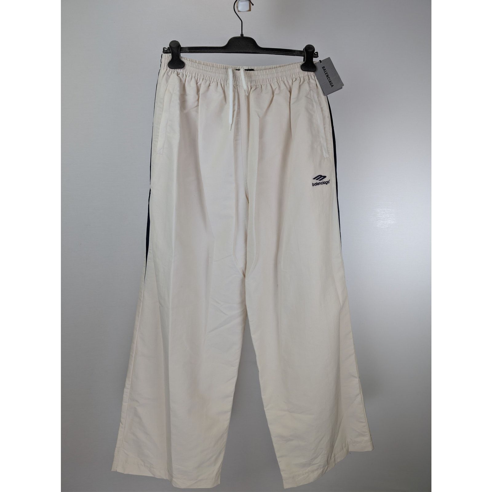 Balenciaga o1rshd1 Medium Fit Tracksuit Pants in Beige/Black Size US 36 / EU 52 - 8 Thumbnail