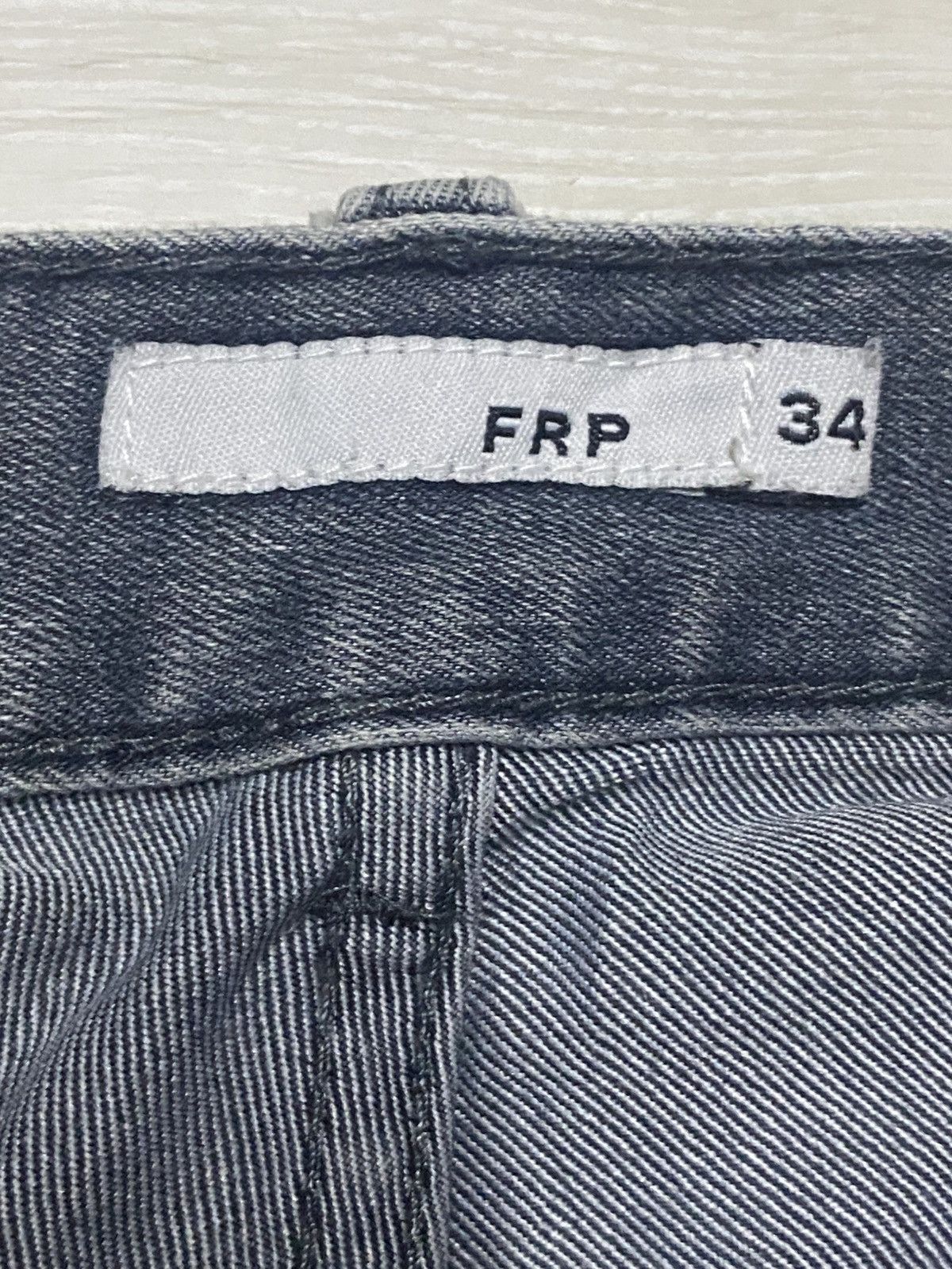 Japanese Brand Vintage Japanese Brand FRP Ozone Rock Style Baggy Jeans Size US 35 - 13 Thumbnail
