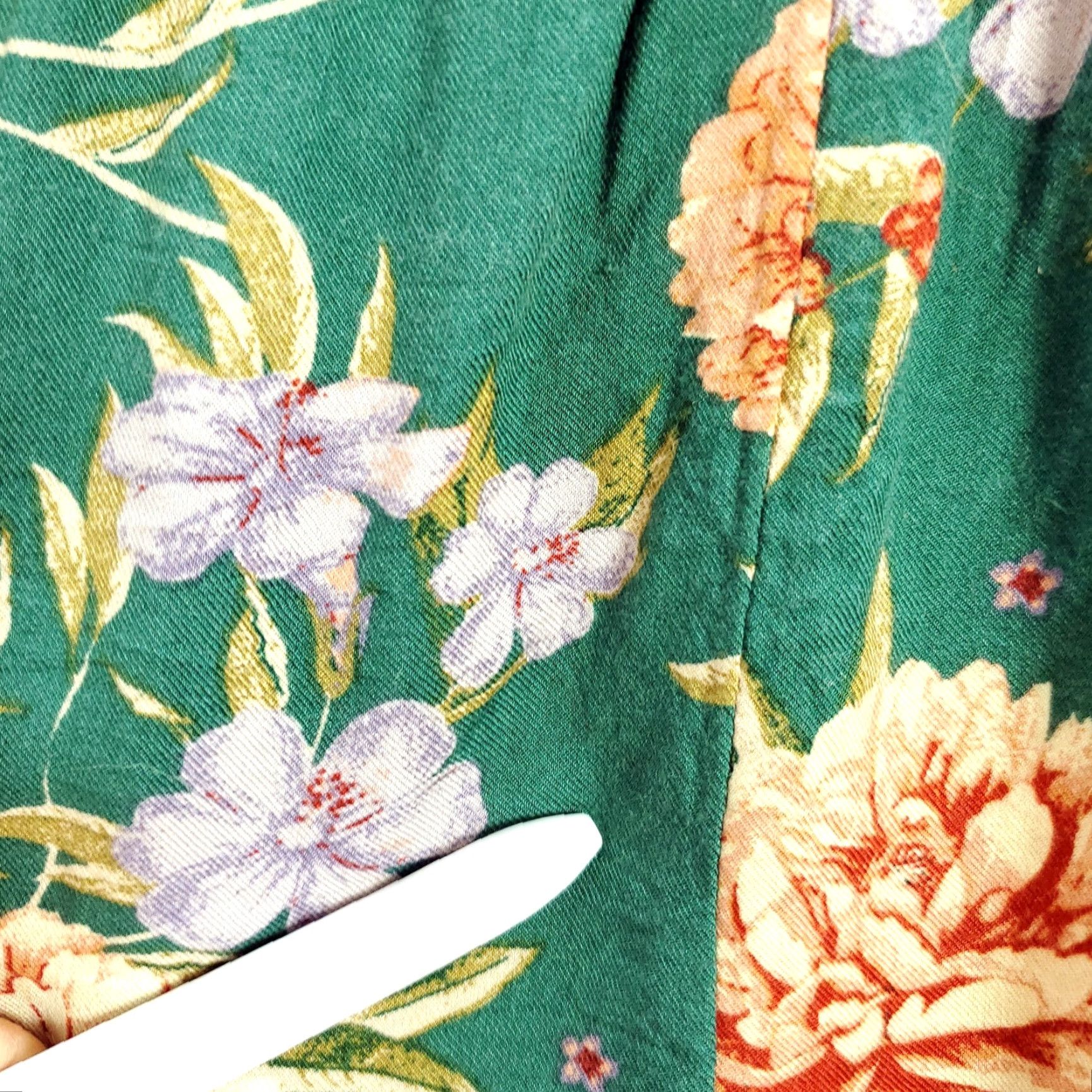 American Eagle Outfitters Women's American Eagle Romper Green Puff Sleeve Floral Sz S - Green Yellow One-Piece Casual Party/Cocktail Bohemian Floral Sleeve Puff Womens Size S Size 28" / US 6 / IT 42 - 7 Thumbnail