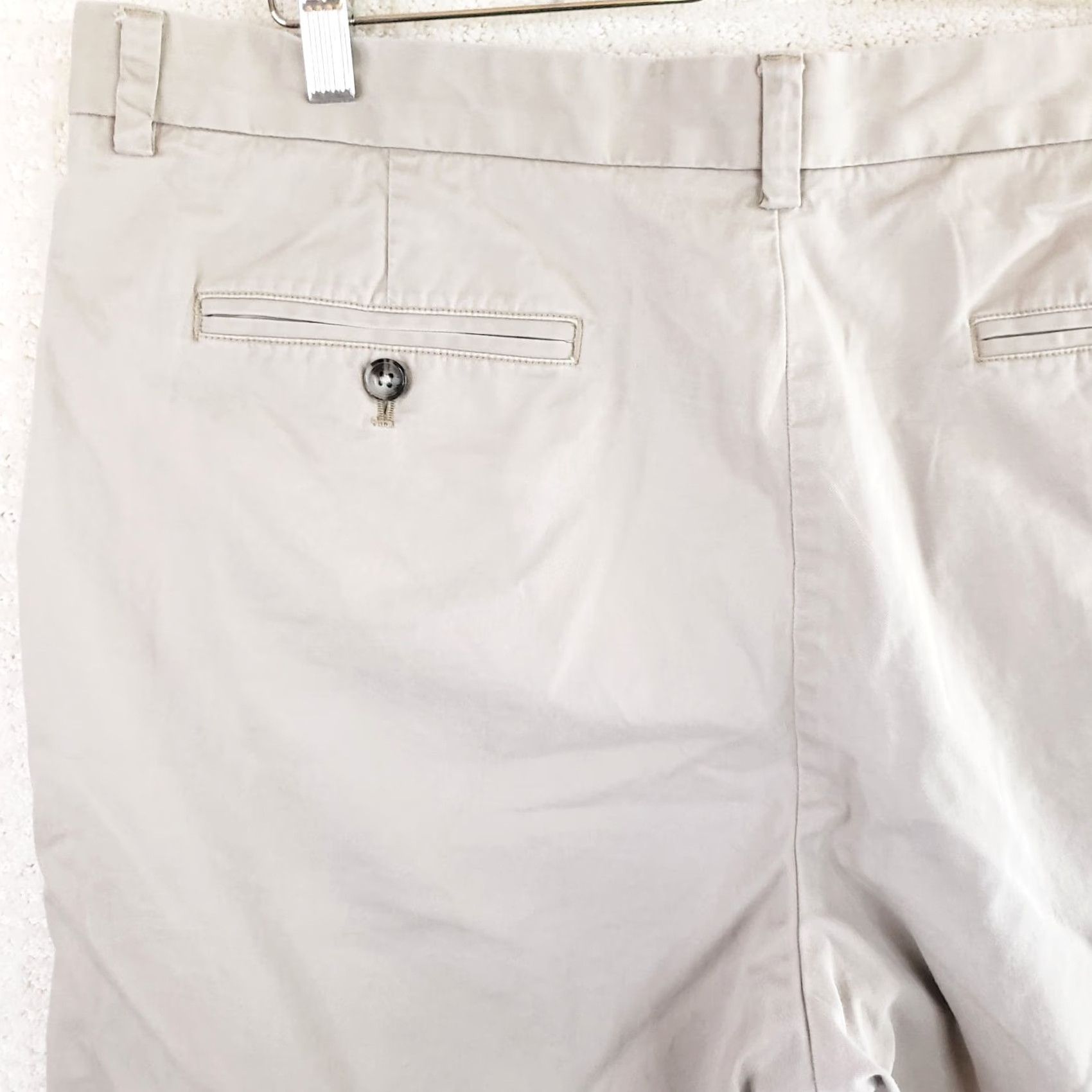 Vineyard Vines Vineyard Vines Breaker Shorts Men 38 Ivory 9 Inseam Stretch Flat Front Chino Golf Preppy Casual Dad Clothing Size US 38 / EU 54 - 7 Thumbnail