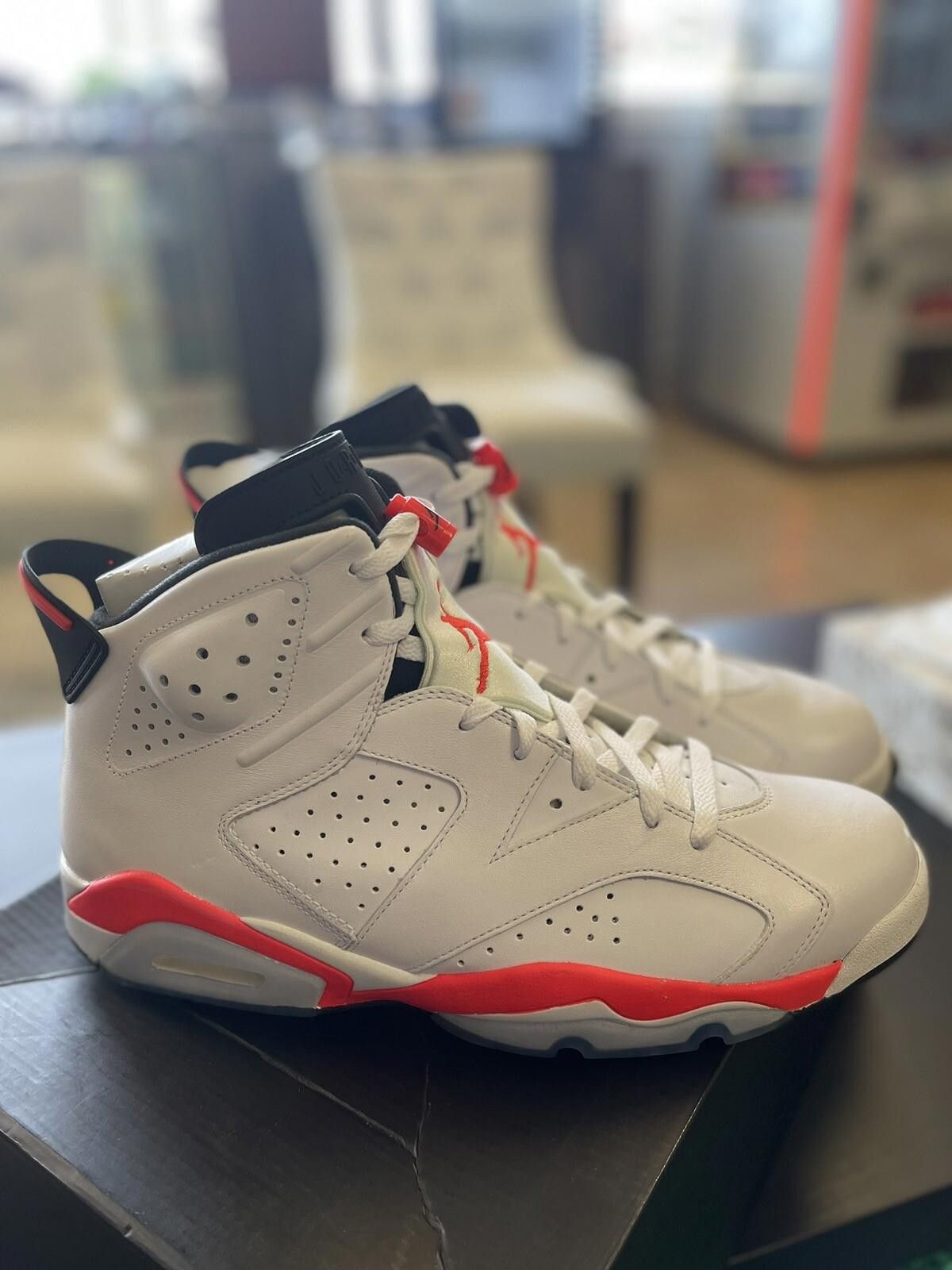 Jordan Brand Size 12 - Air Jordan 6 Retro White/Infrared 384664-123 Size US 12 / EU 45 - 12 Thumbnail