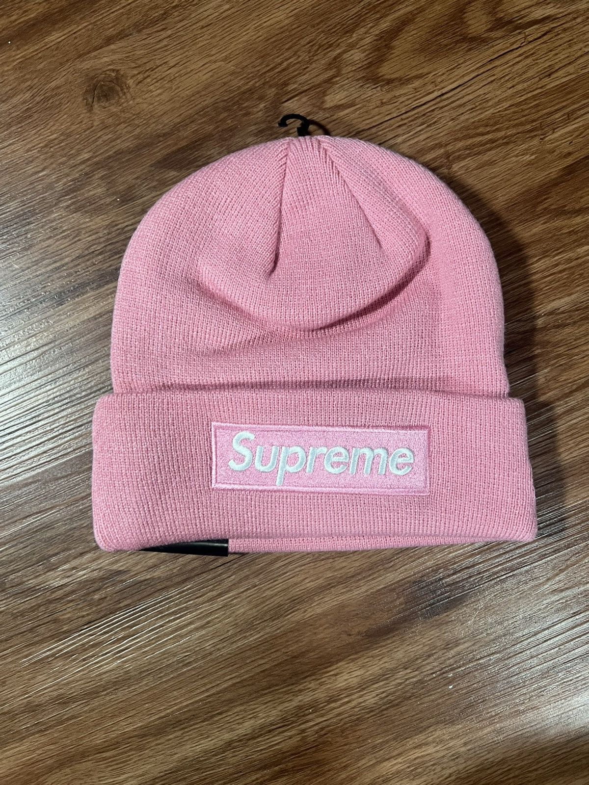 Hypebeast Supreme Box Logo Beanie Size ONE SIZE - 1 Thumbnail