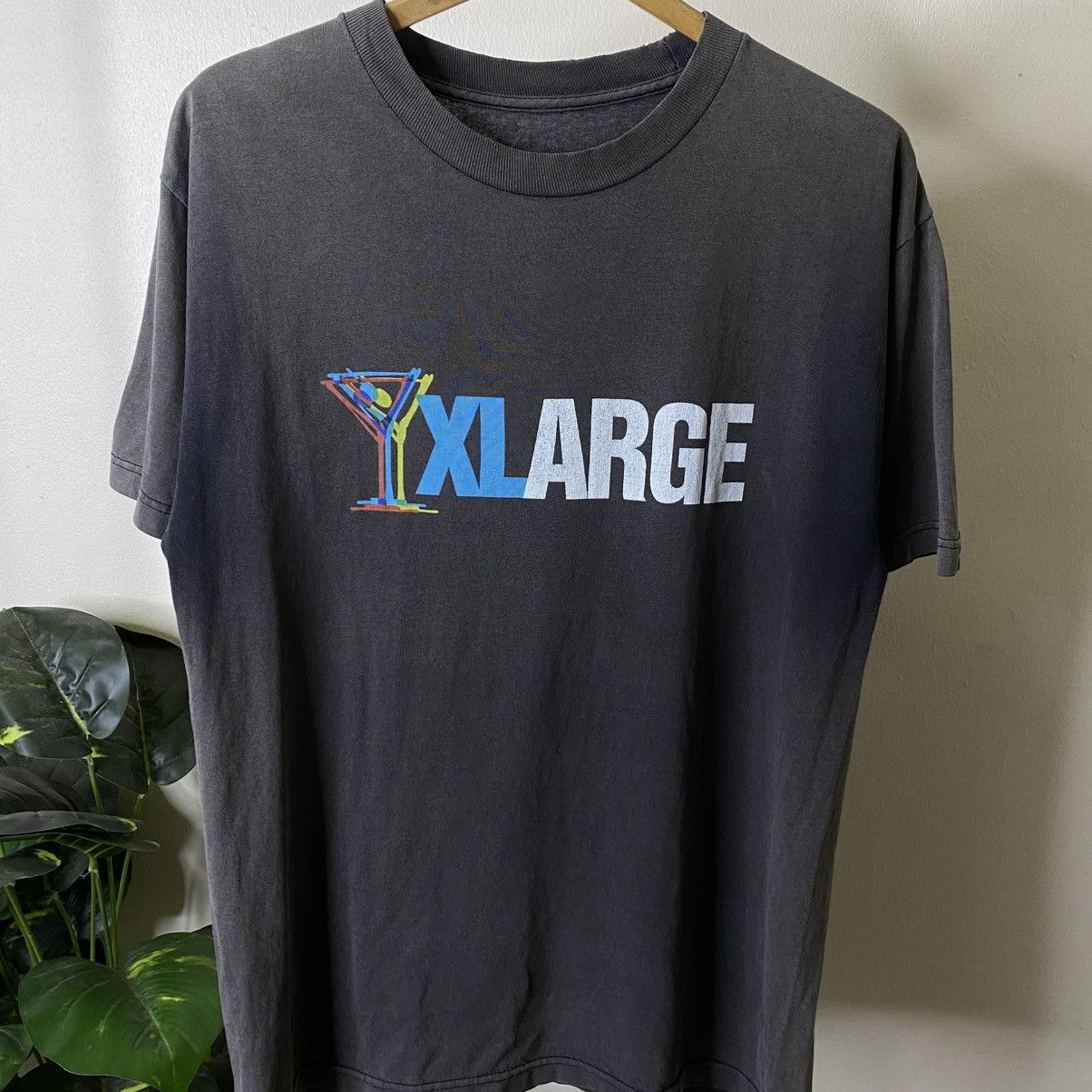 X-LARGE 2000s Xlarge Skateboard Sunfaded Skater T Shirt Size US M / EU 48-50 / 2 - 3 Thumbnail