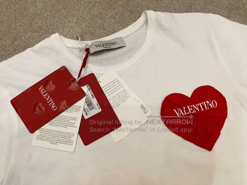 Valentino Valentino Valentine's Day limited edition white T-shirt Size S / US 4 / IT 40 - 2 Thumbnail