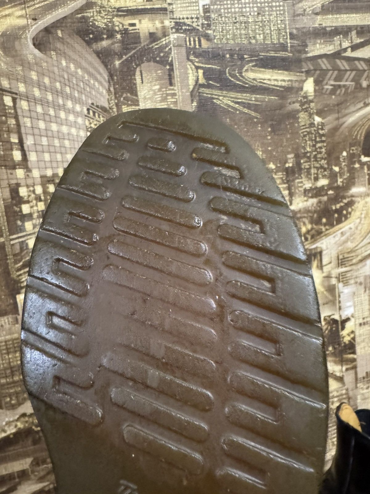 Dr. Martens Dr Martenes 2976 Chelsea Made in ENGLAND Size 12 Size US 12 / EU 45 - 15 Thumbnail