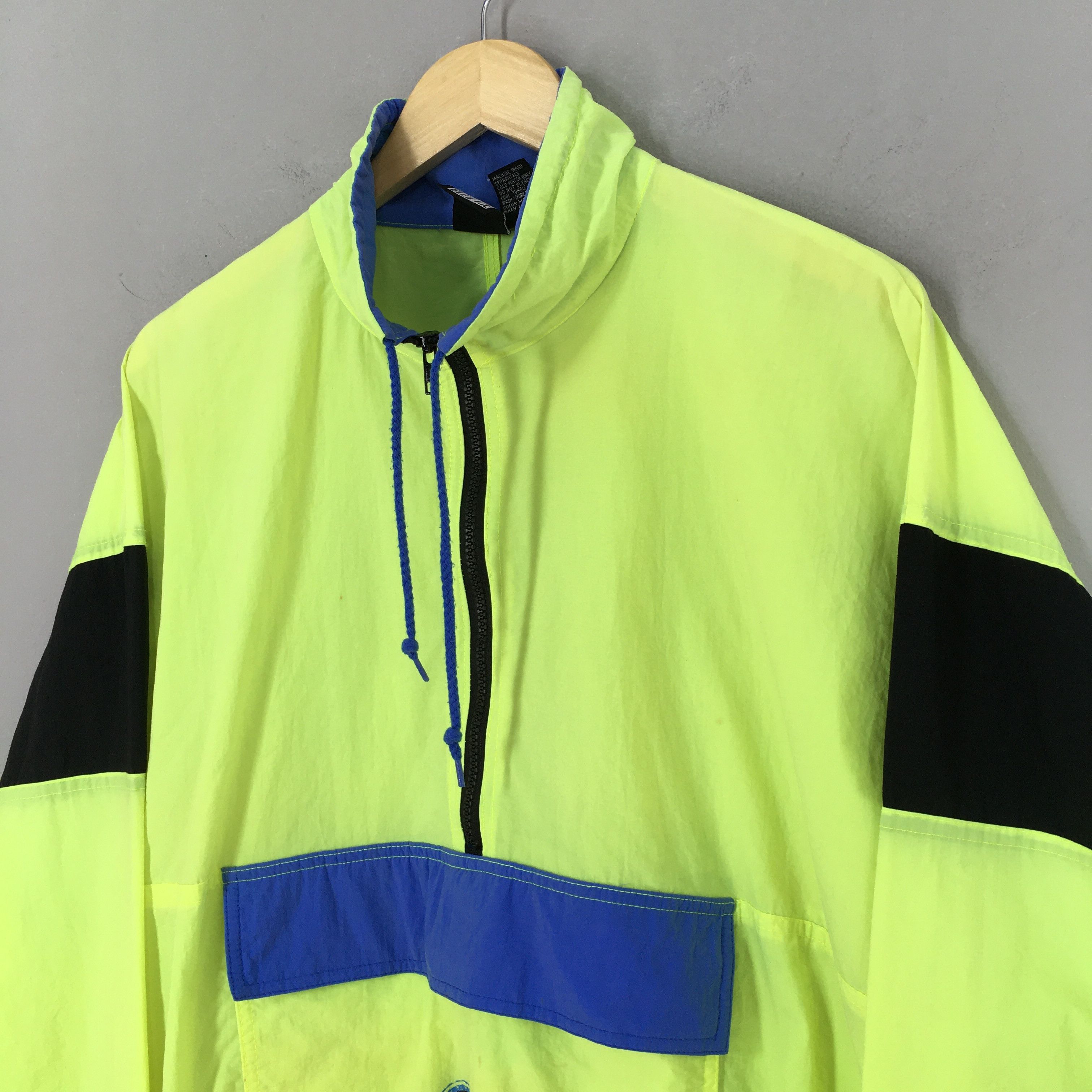 Vintage Vintage Bleu Ice Sportswear Neon Anorak Windbreaker XLarge Size US XL / EU 56 / 4 - 3 Thumbnail