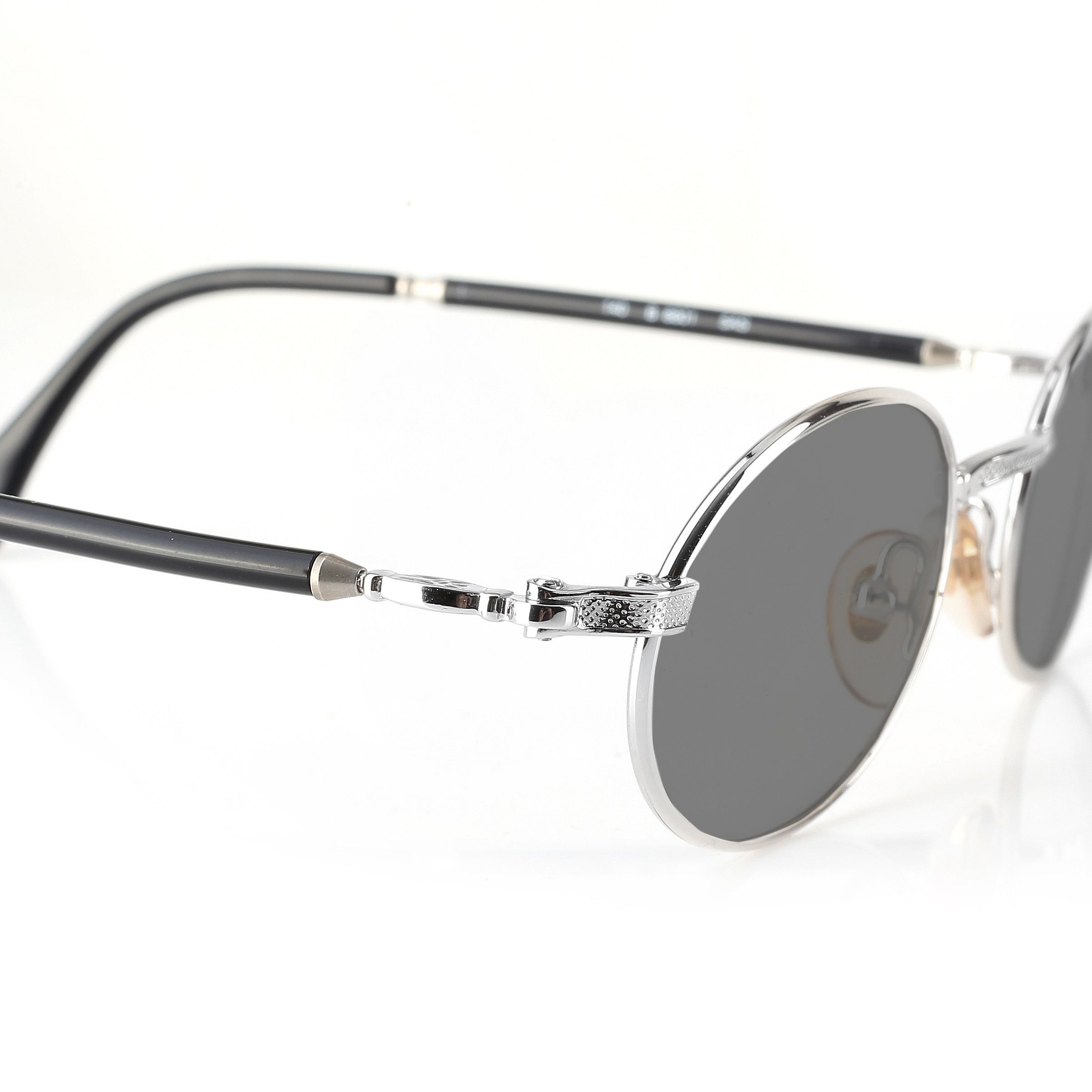 Burberry Burberry '90s Silver & Black Oval Frame Sunglasses Black Size ONE SIZE - 3 Thumbnail
