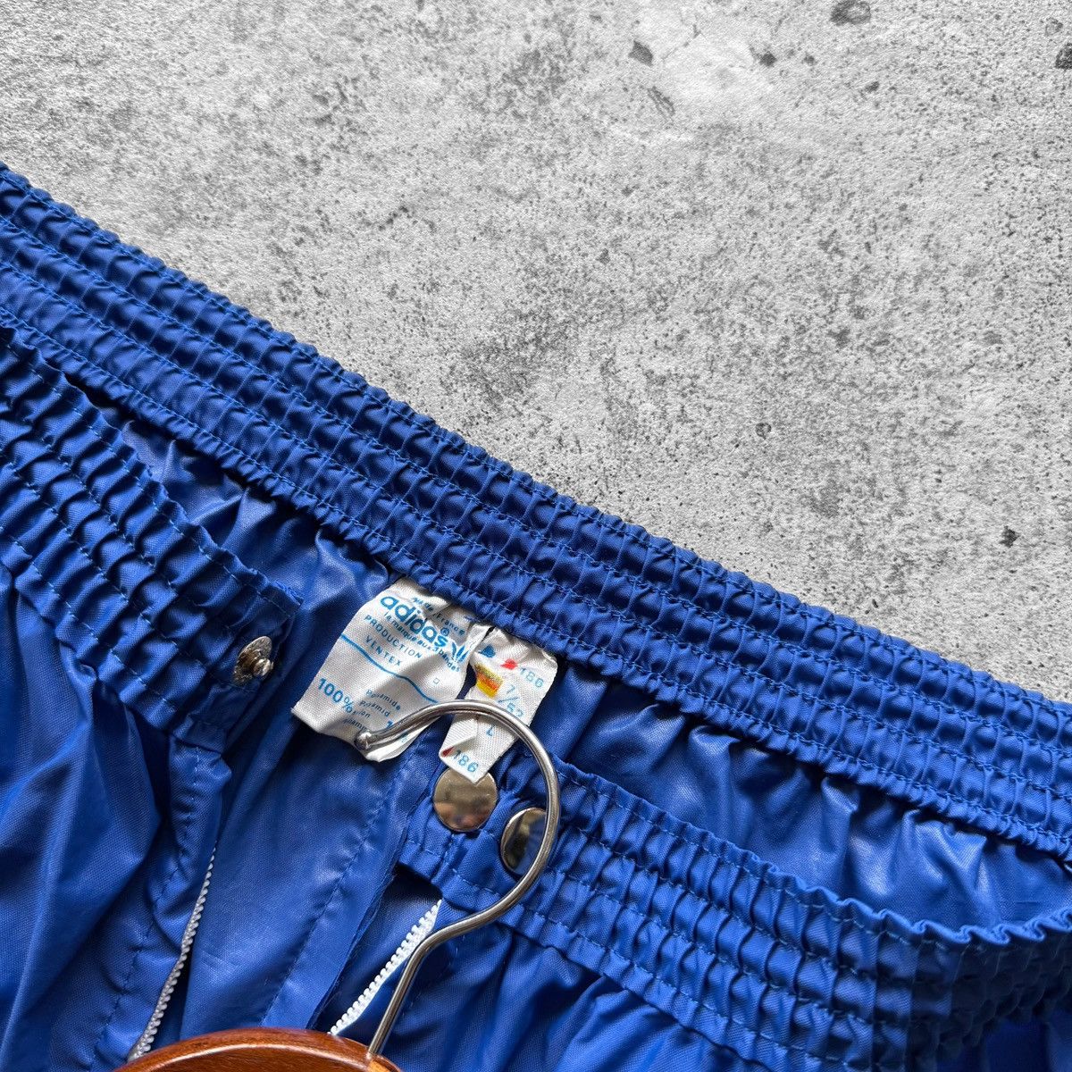 Adidas × Vintage Adidas Mens Vintage 80s 90s Nylon Stylish Pants 3-Stripes Size US 36 / EU 52 - 6 Thumbnail