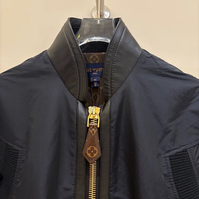 Louis Vuitton Louis Vuitton Black assault jacket presbyopic leather zipp Size S / US 4 / IT 40 - 3 Thumbnail