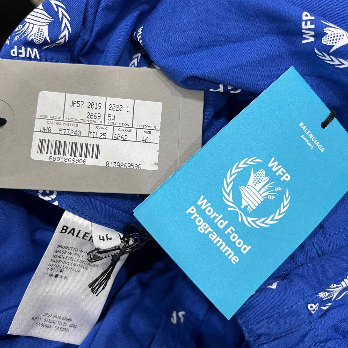 Balenciaga Balenciaga x WFP Blue All Over Print Shorts 46 Size US 30 / EU 46 - 6 Thumbnail