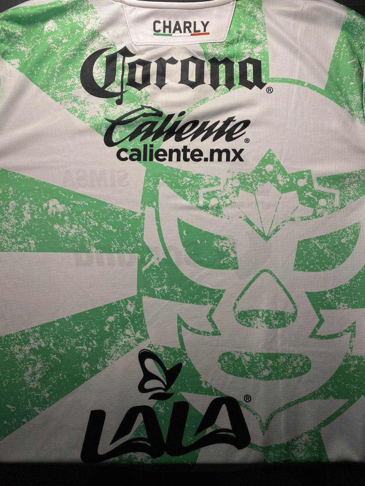 Other BNWT Special Edition LS Santos Laguna football shirt Size US XXL / EU 58 / 5 - 2 Thumbnail