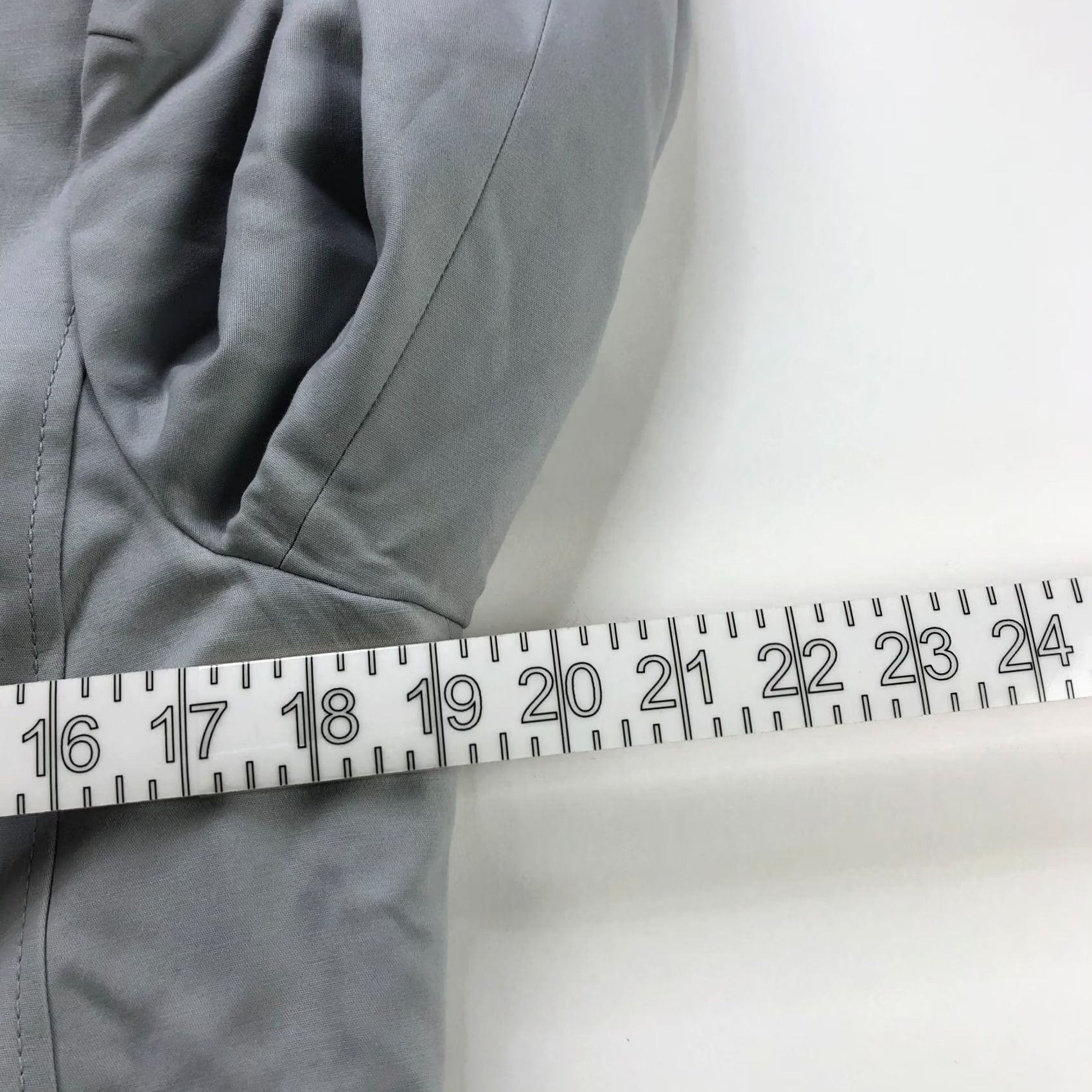 Banana Republic Banana Republic 14 Stretch Cotton Modal 2 Button Blazer Jacket Light Gray Blazer Jacket Women 14 Gray Buttons Stretch Cotton Modal Banana Republic Size XL / US 12-14 / IT 48-50 - 6 Thumbnail