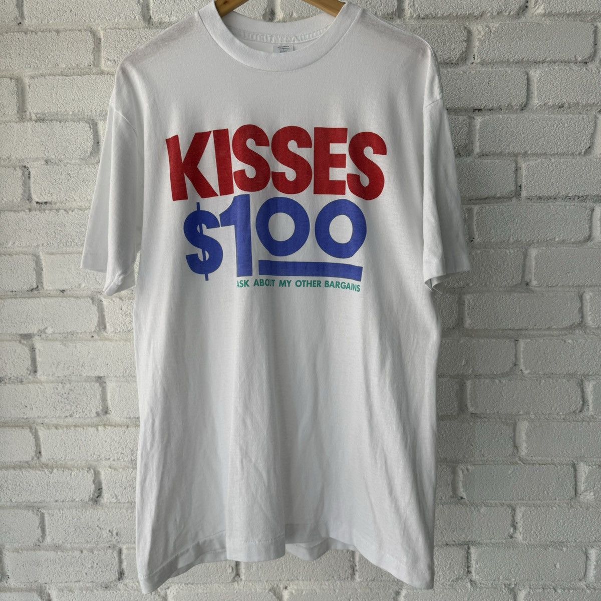 image of Humor x Vintage 1987’S Kisses $100 Tee in White, Men's (Size 2XL)