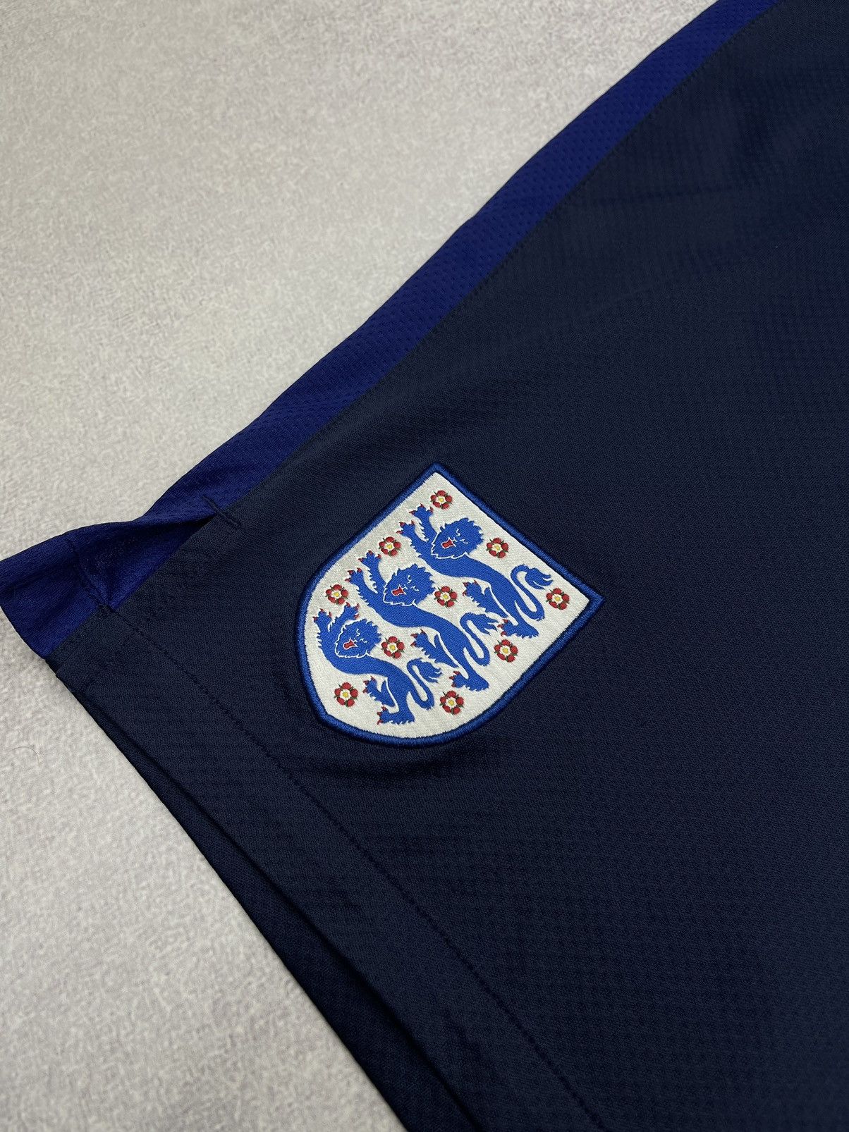 Nike × Vintage Vintage Nike England Soccer Shorts Navy Football Club Jersey Size US 30 / EU 46 - 4 Thumbnail