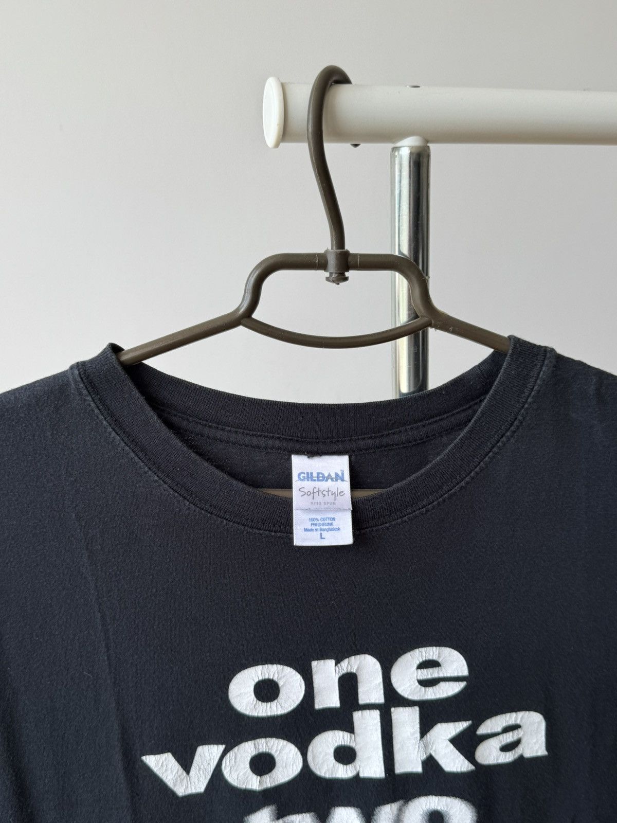 Vintage Vintage One Vodka Drop Dead T-shirt Size US L / EU 52-54 / 3 - 3 Thumbnail
