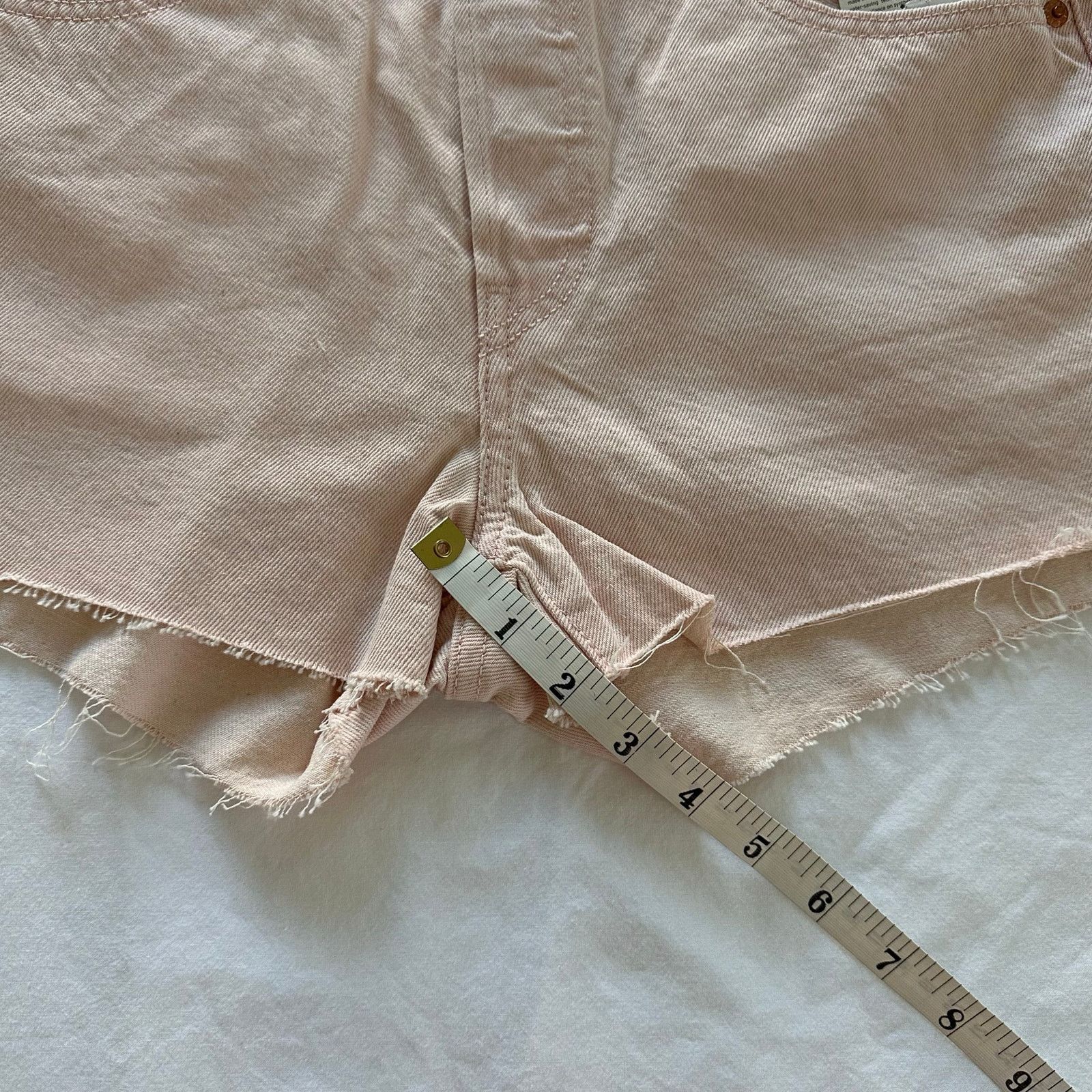 Levi's Levi's 501 High Rise Shorts Women's Size 28 Pink NWT Size 28" / US 6 / IT 42 - 7 Thumbnail