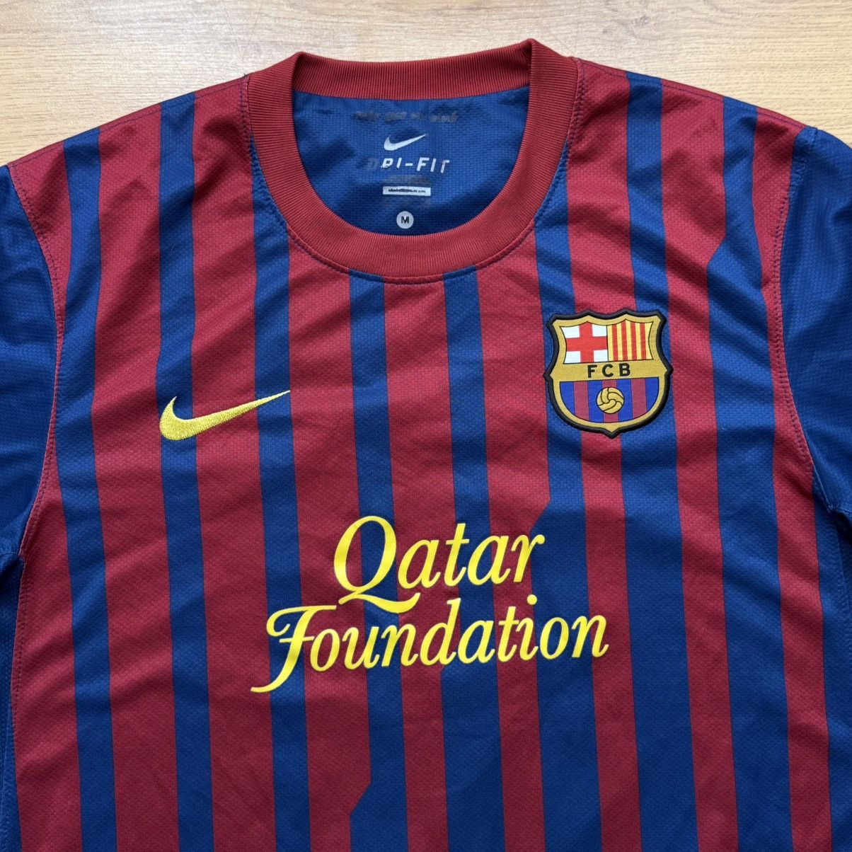Nike Nike FC Barcelona Messi Football Shirt 2011/2012 Jersey Size US M / EU 48-50 / 2 - 2 Thumbnail