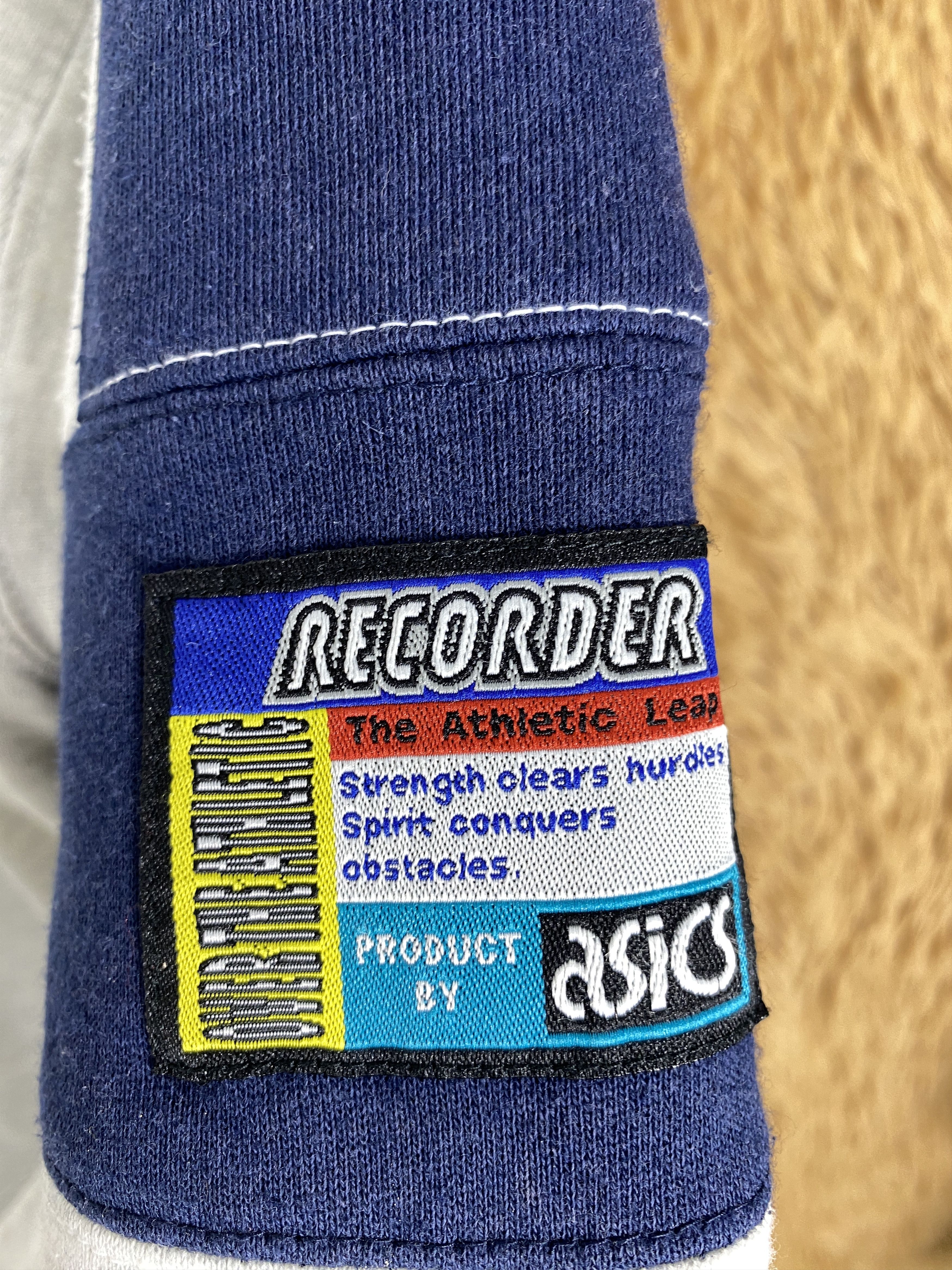 Asics Vintage Asics Sherpa Lining Hoodie Sweatshirt J2316 Size US L / EU 52-54 / 3 - 5 Thumbnail