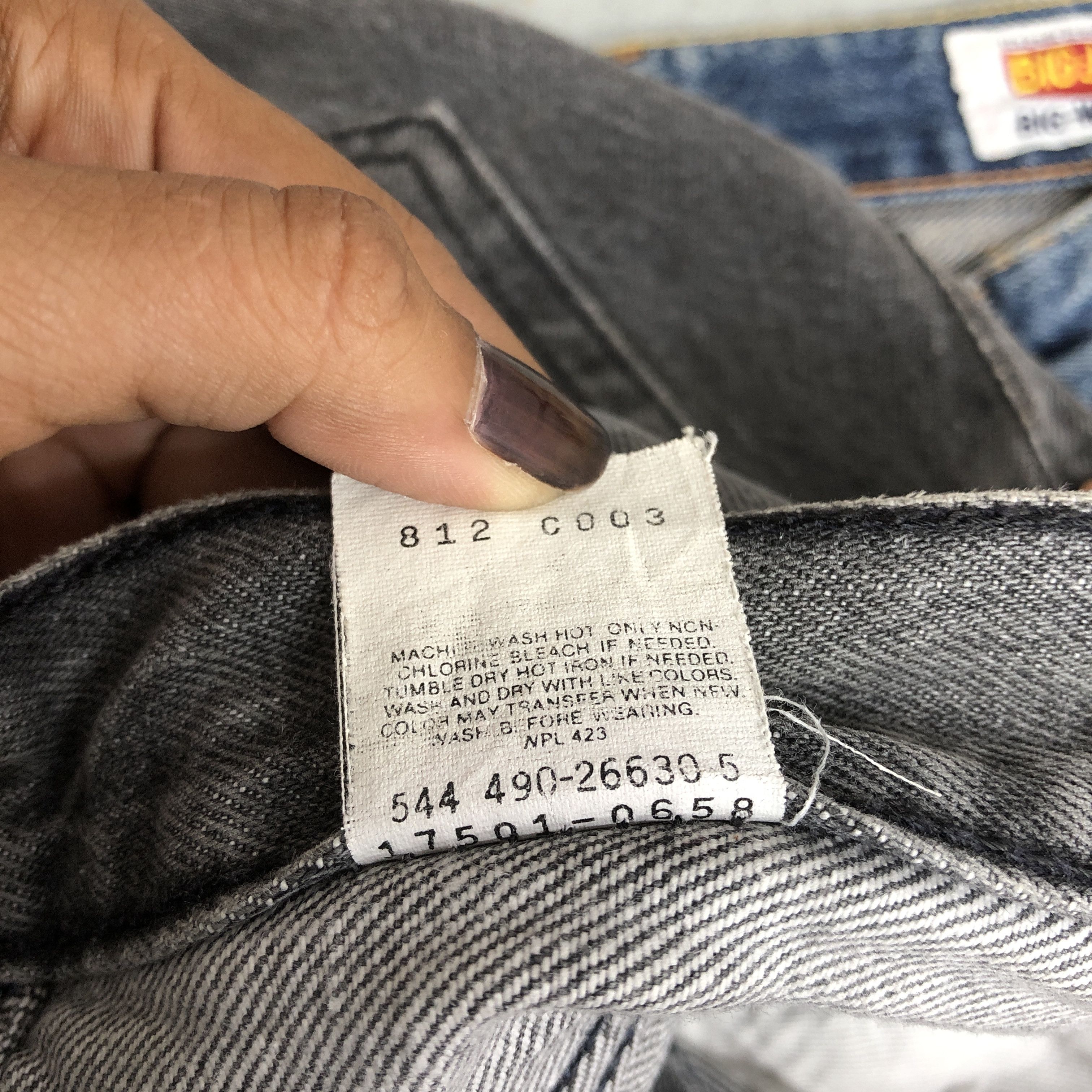 Levi's Vintage Levis 501 Faded Black Jeans Levi's Ash Gray Denim Size 24" / US 00 / IT 34 - 9 Thumbnail