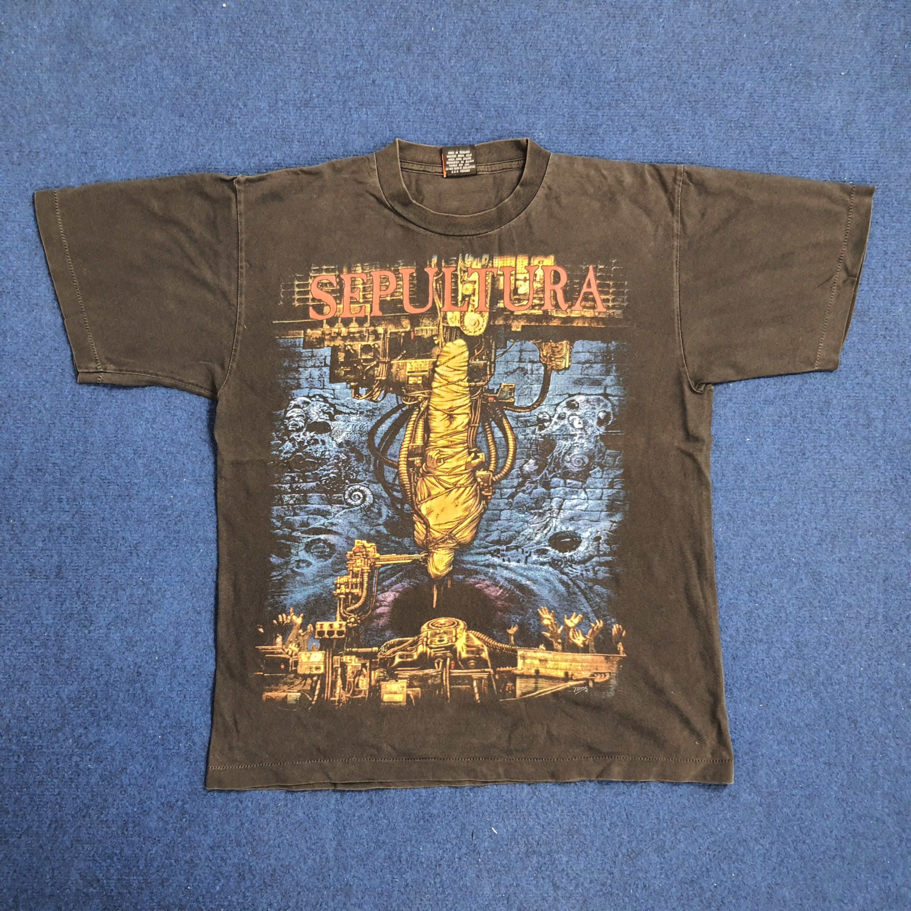 Band Tees 90's SEPULTURA Heavy Metal Band Tees Size US L / EU 52-54 / 3 - 1 Thumbnail