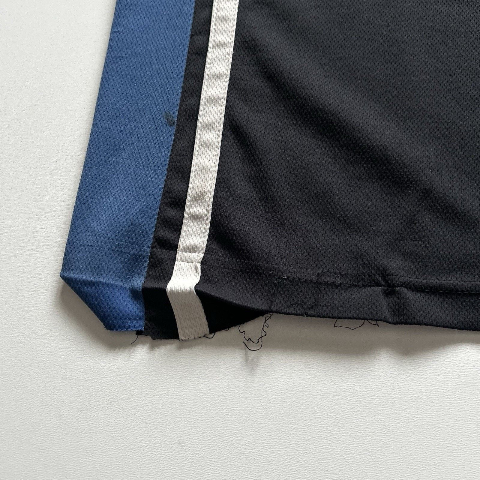 NCAA Vintage Duke Basketball Jersey Size Large Nike Y2K NCAA Rare Size US L / EU 52-54 / 3 - 11 Thumbnail