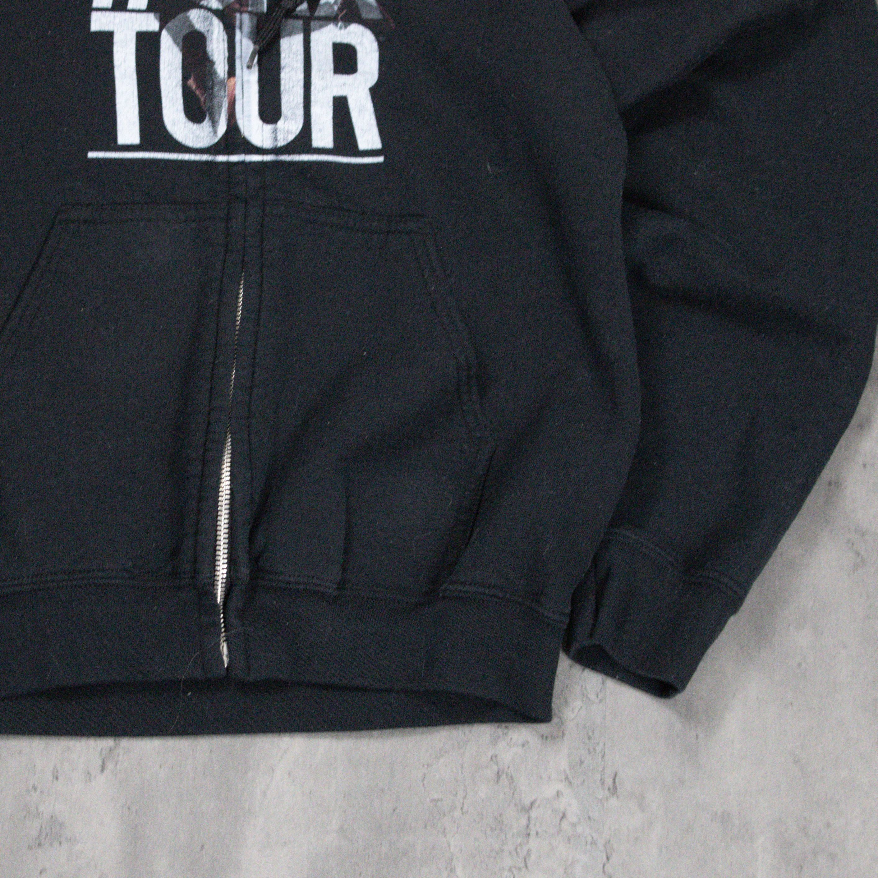 Band Tees Vintage VTG 2000's 00's Usher URX Tour Zip Up Black Hoodie Size US S / EU 44-46 / 1 - 4 Thumbnail