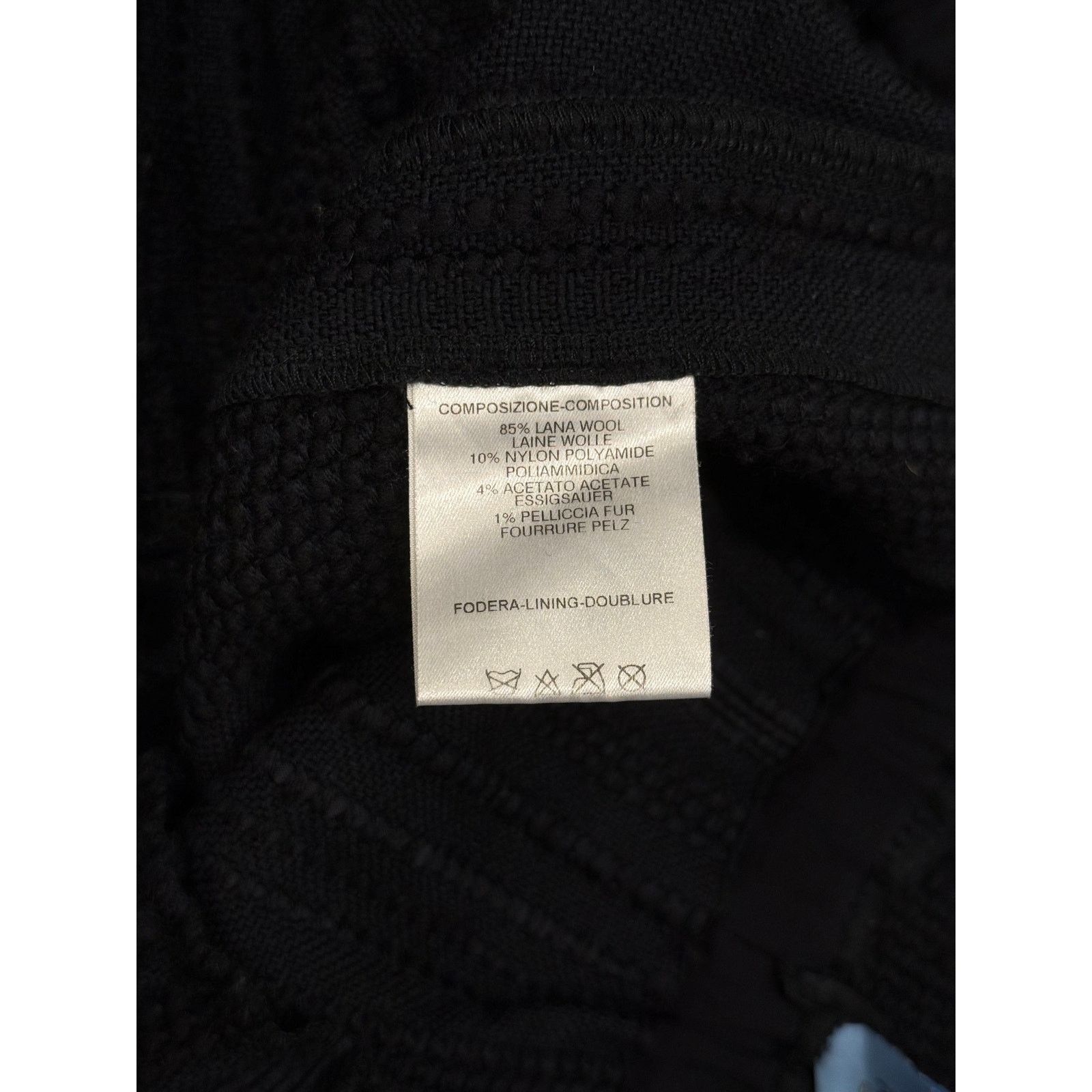 Gucci A/W2002 Gucci by Tom Ford runway fur skirt Size 29" - 9 Thumbnail