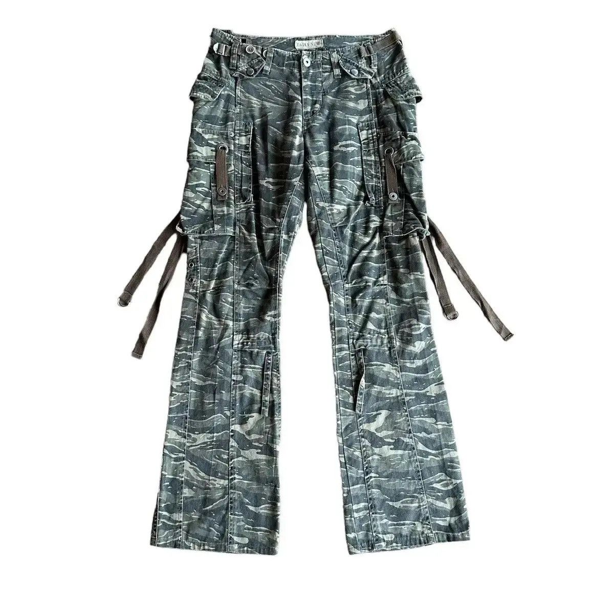 Vintage RARE‼️ W30 L31 FLARE/BOOTCUT Japanese Vtg Bondage Punk Cargo Size US 30 / EU 46 - 1 Thumbnail