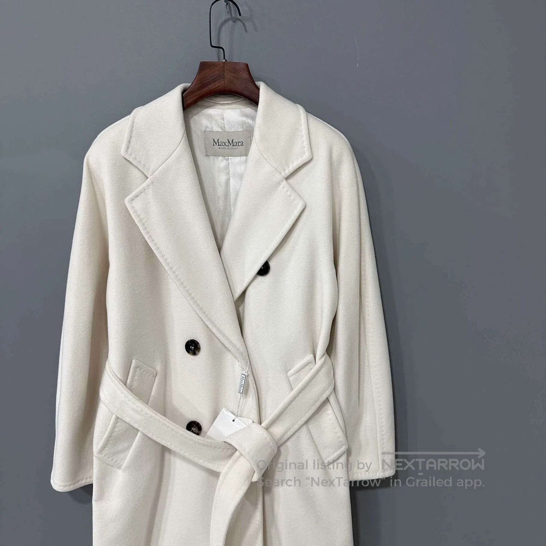 Other maxmara white coat with double-breasted design. Size US S / EU 44-46 / 1 - 2 Thumbnail