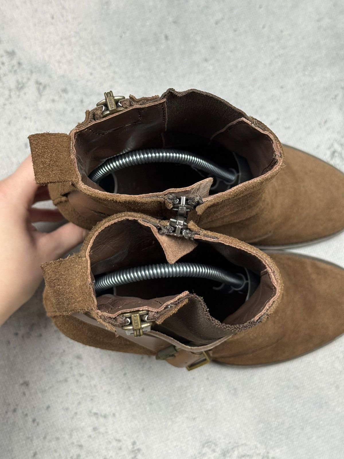 Diesel Diesel Suede Leather Heeled Ankle Boots Brown Buckle Strap Size US 8 / IT 38 - 20 Thumbnail