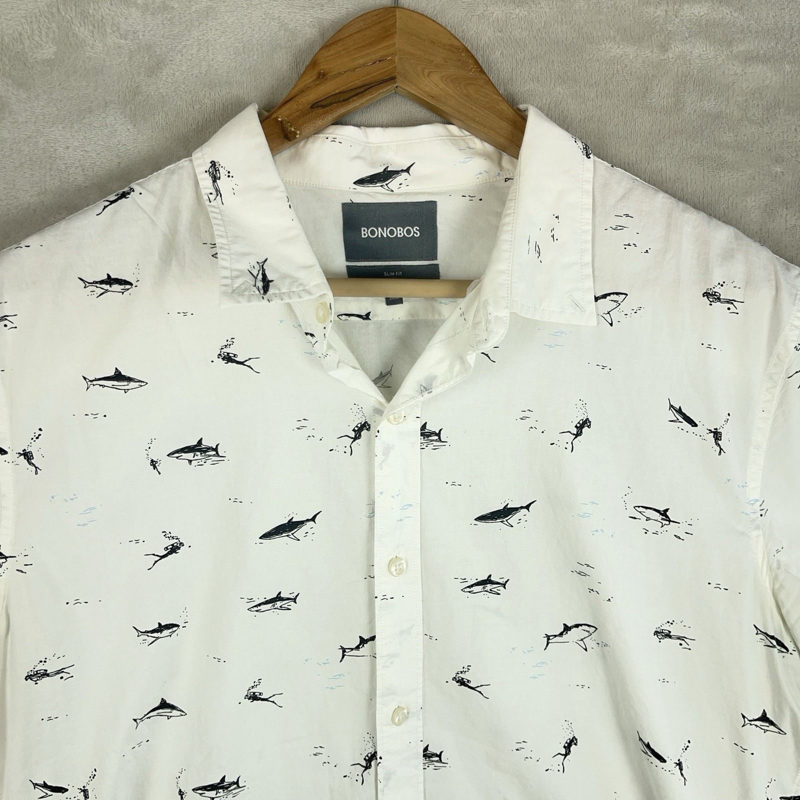 Bonobos Bonobos Slim Fit Mens Shirt Large Shark Scuba Diver Nautical Size US L / EU 52-54 / 3 - 1 Thumbnail