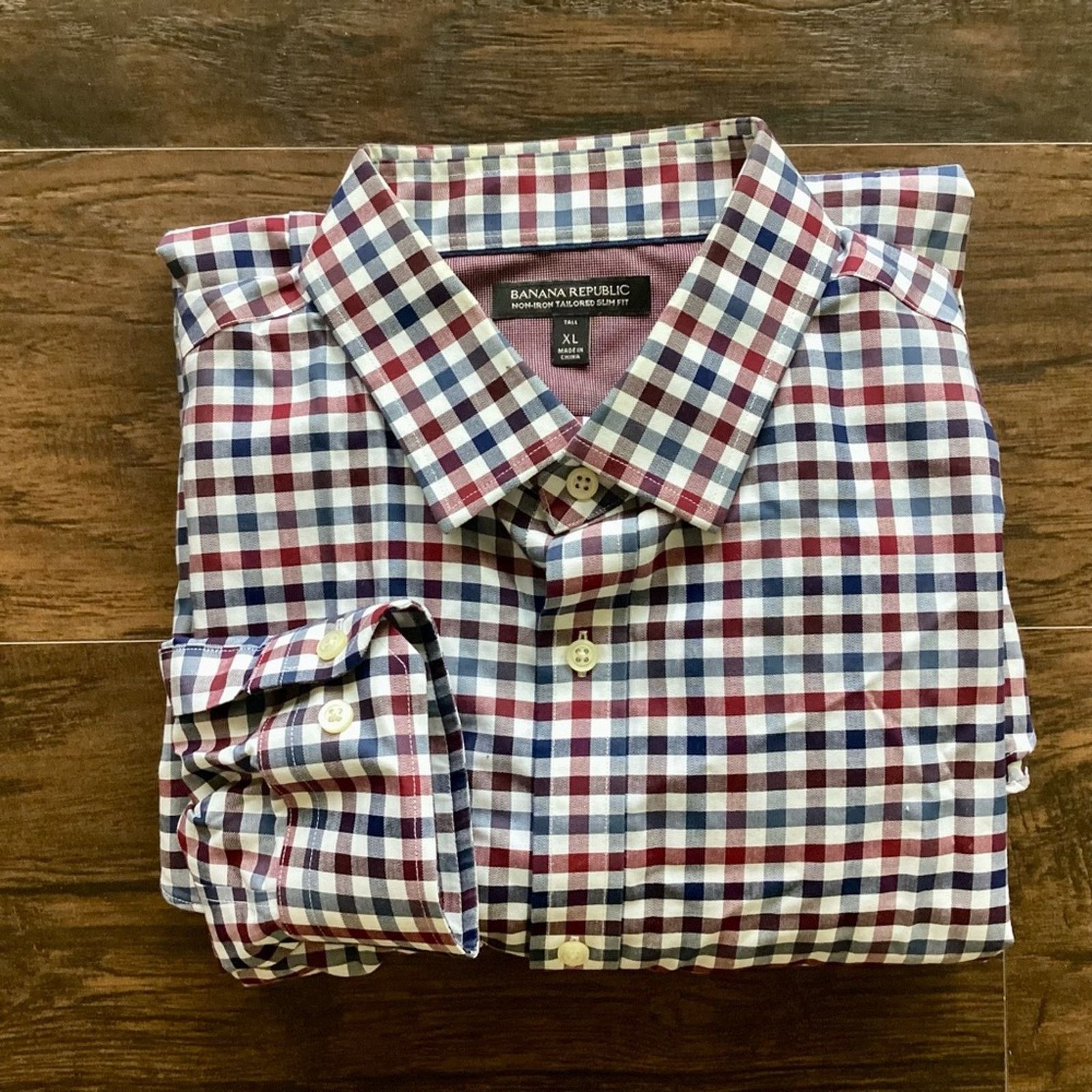 Banana Republic Banana Republic Non-Iron Slim Fit Button Down Size US XL / EU 56 / 4 - 1 Thumbnail