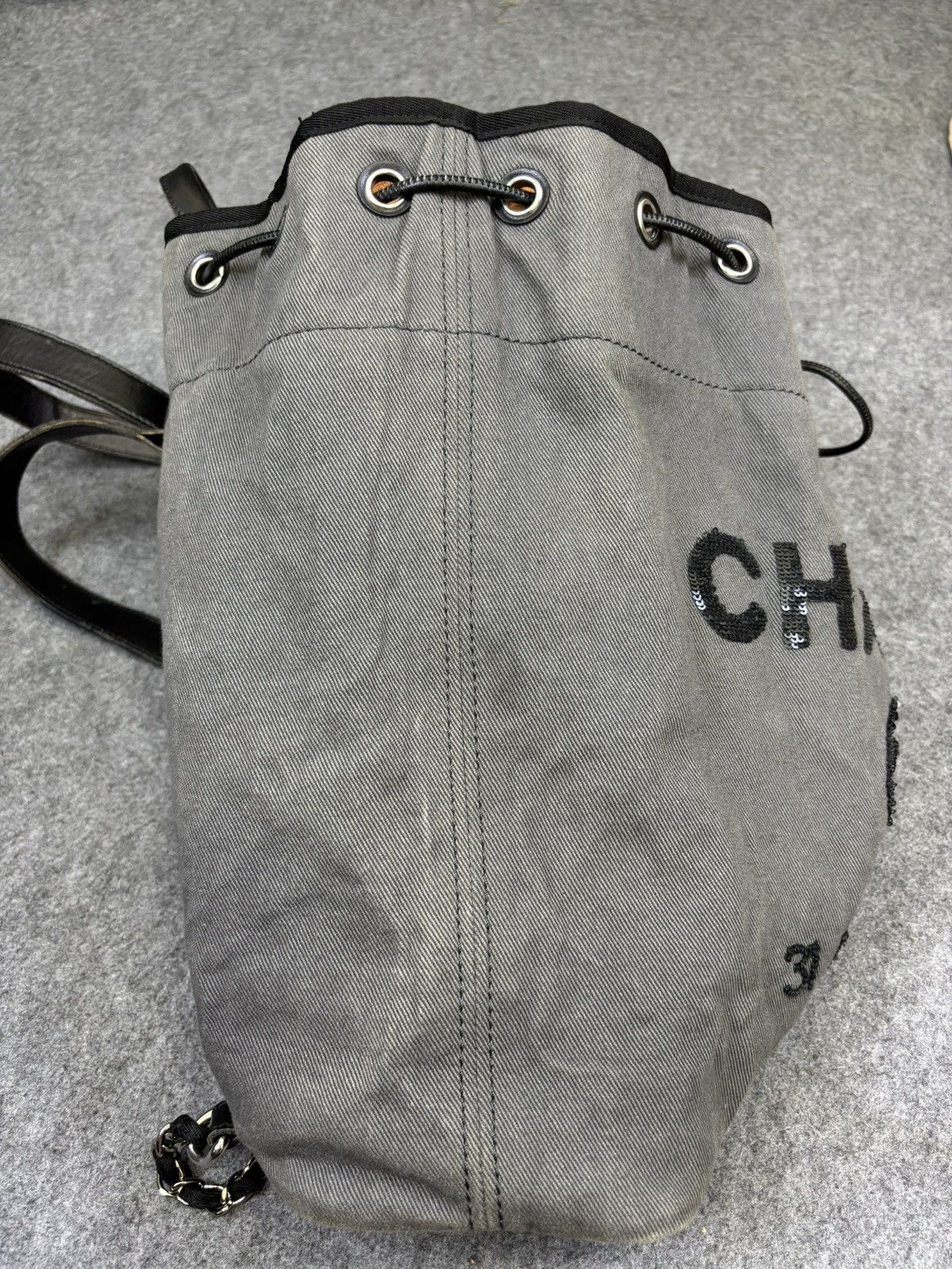 Chanel Chanel 31 Rue Cambon Paris Deauville Dark Grey Size ONE SIZE - 24 Thumbnail