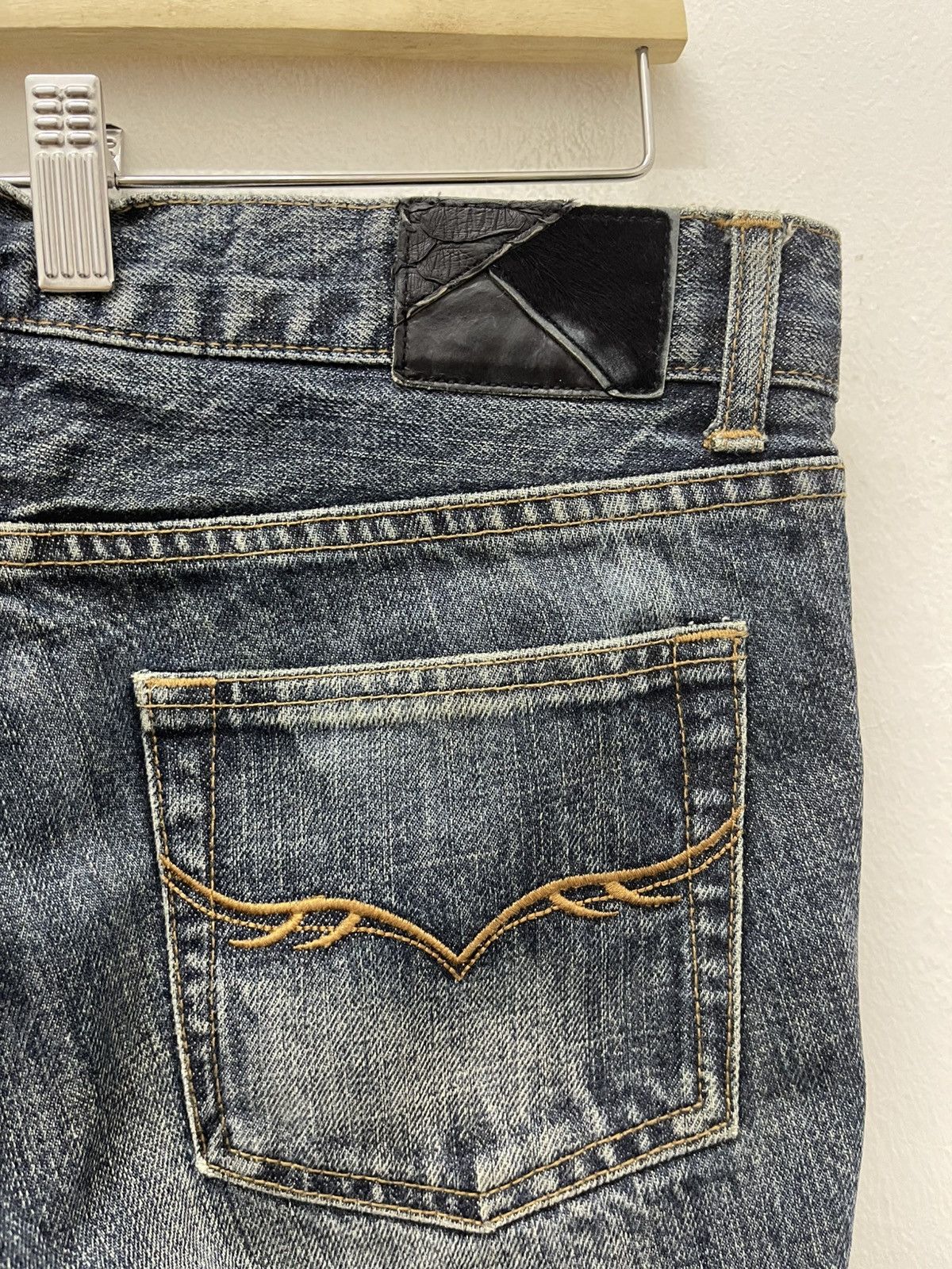 GOSTAR DE FUGA Rare Vintage FUGA Flare Wide Leg Distressed Jeans Size US 31 - 17 Thumbnail