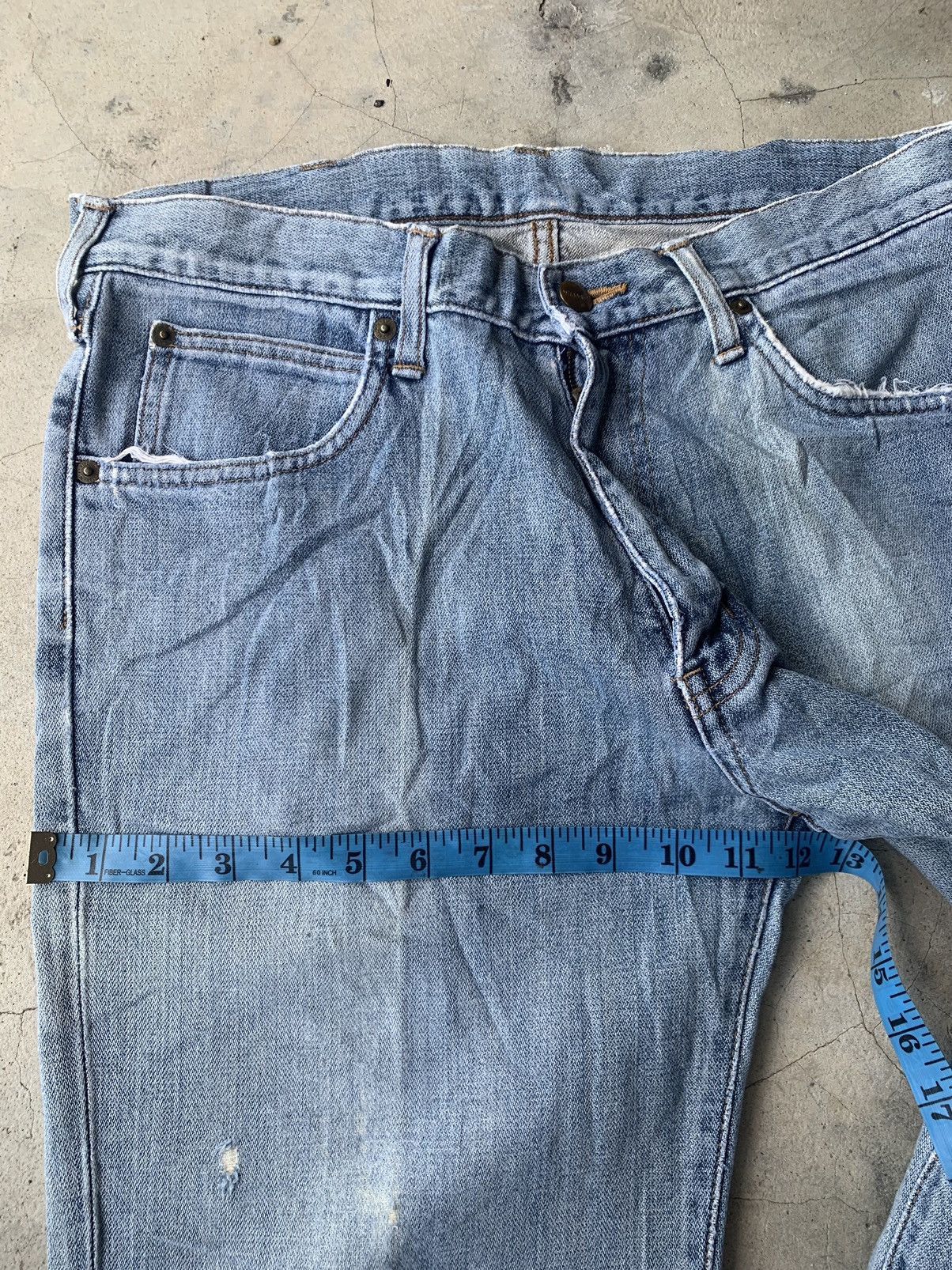 Wrangler Distressed baggy Wrangler jeans. Size US 32 / EU 48 - 10 Thumbnail
