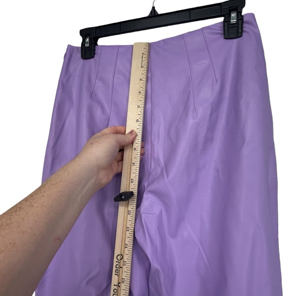 NOCTURNE NOCTURNE CARROT FAUX LEATHER LAVENDER LEGGINGS Size 28" / US 6 / IT 42 - 7 Thumbnail