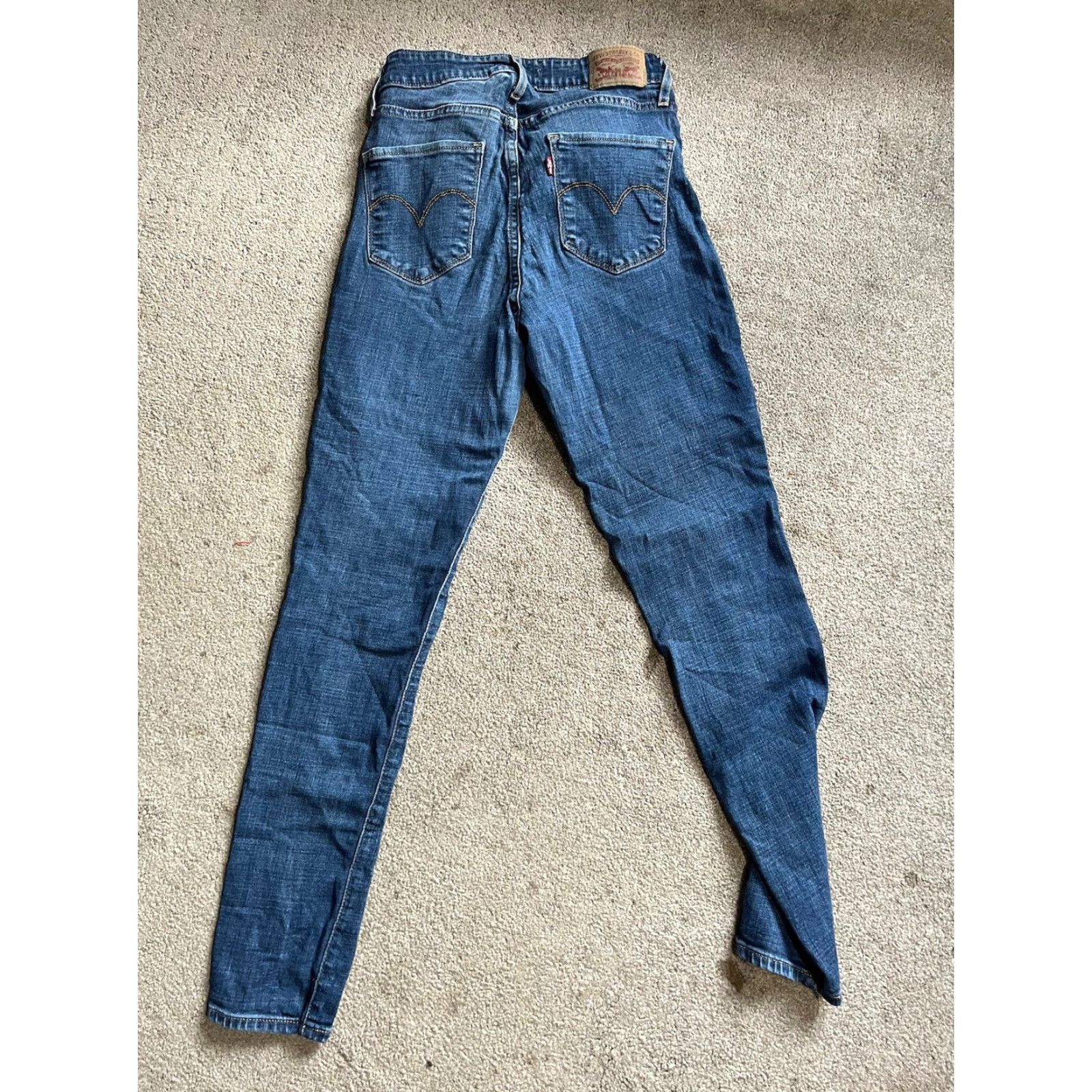 Levi's Levi's 721 High-Rise Skinny Women's Jeans - Waist size 27 27x30 Medium Wash Size 27" / US 4 / IT 40 - 2 Thumbnail