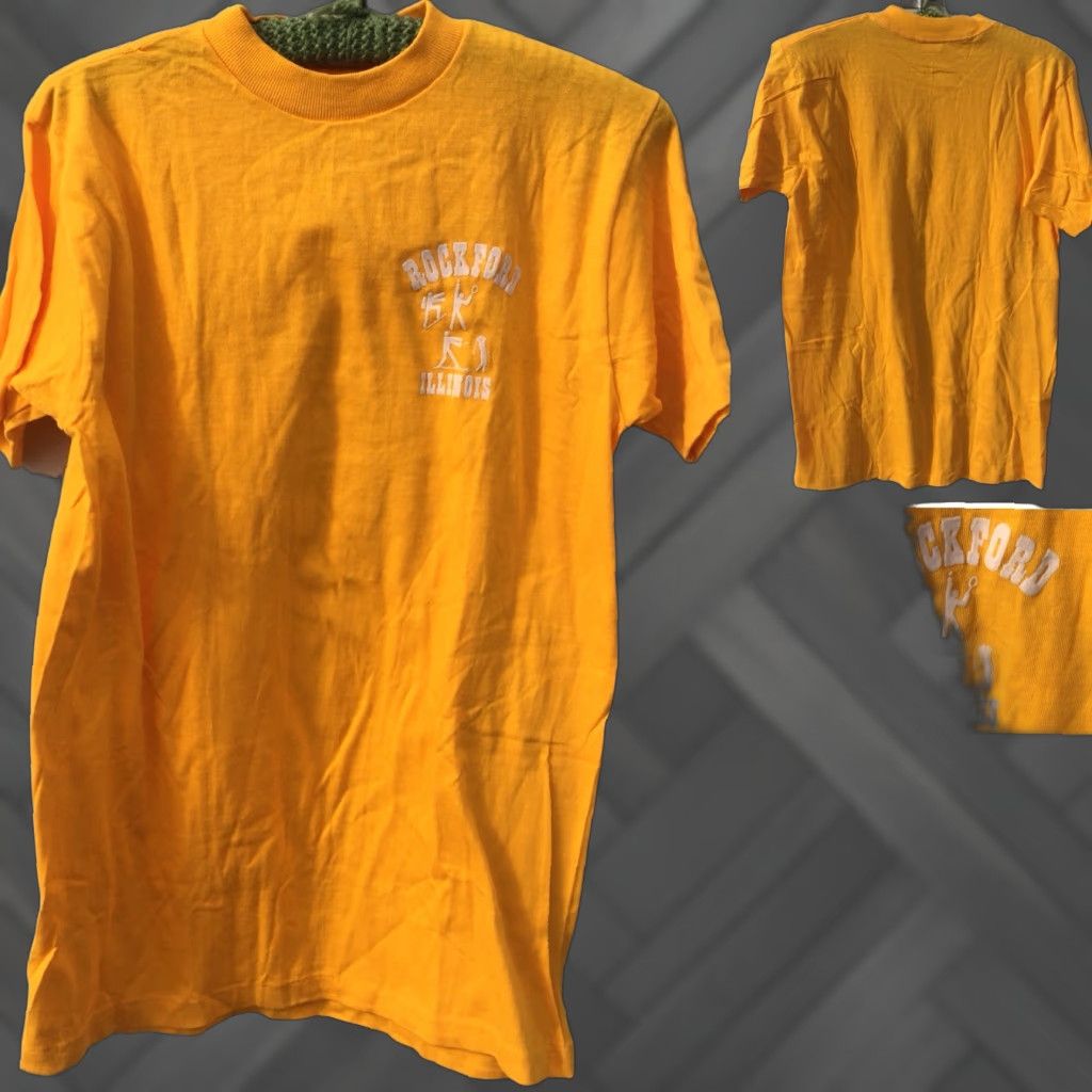 Vintage VINTAGE Collegiate Pacific Rockford Illinois T-Shirt Yellow 1980s 80s Size M Mens Short Sleeve 100% Cotton Graphic Tee Size US M / EU 48-50 / 2 - 1 Thumbnail