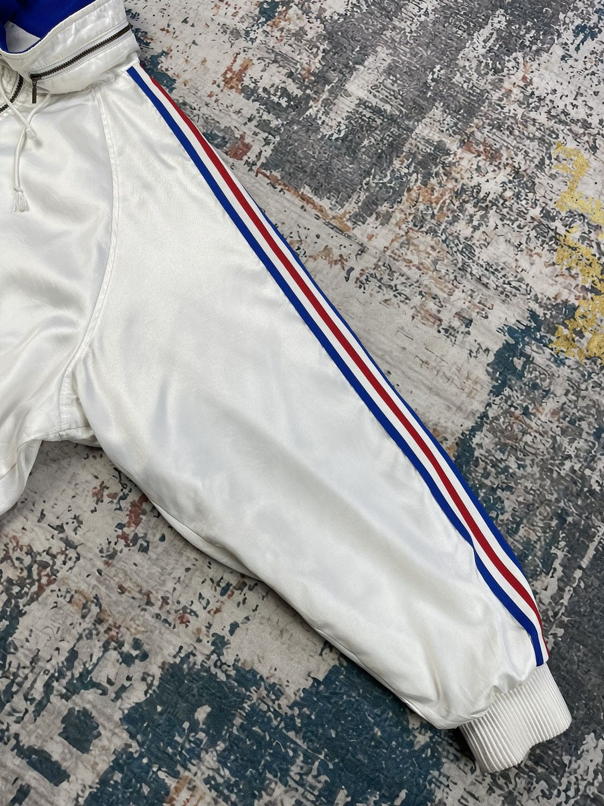 Adidas Vintage 90s Adidas Side Tape Tracktop Jackets Size US L / EU 52-54 / 3 - 4 Thumbnail