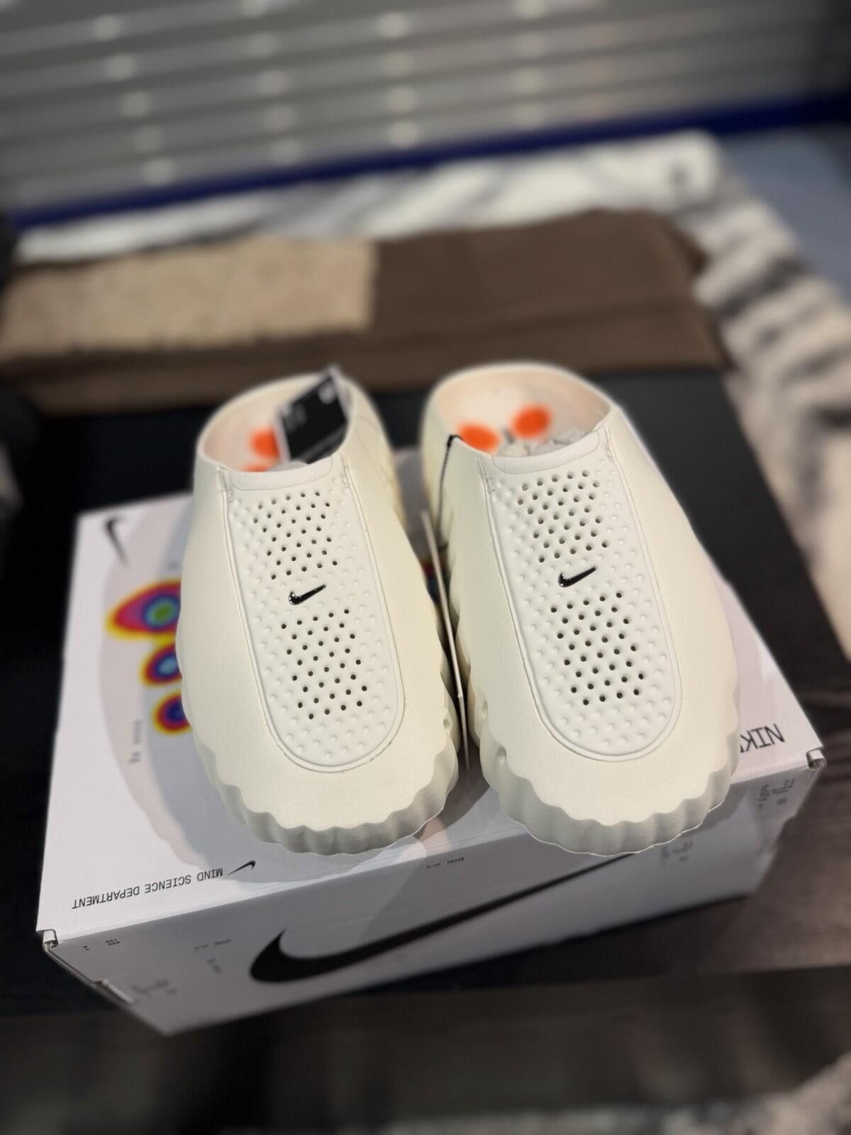 Nike Size 8W/7M Nike Mind Slide 001 Sail Brand New Women Release Size US 8 / EU 41 - 5 Thumbnail